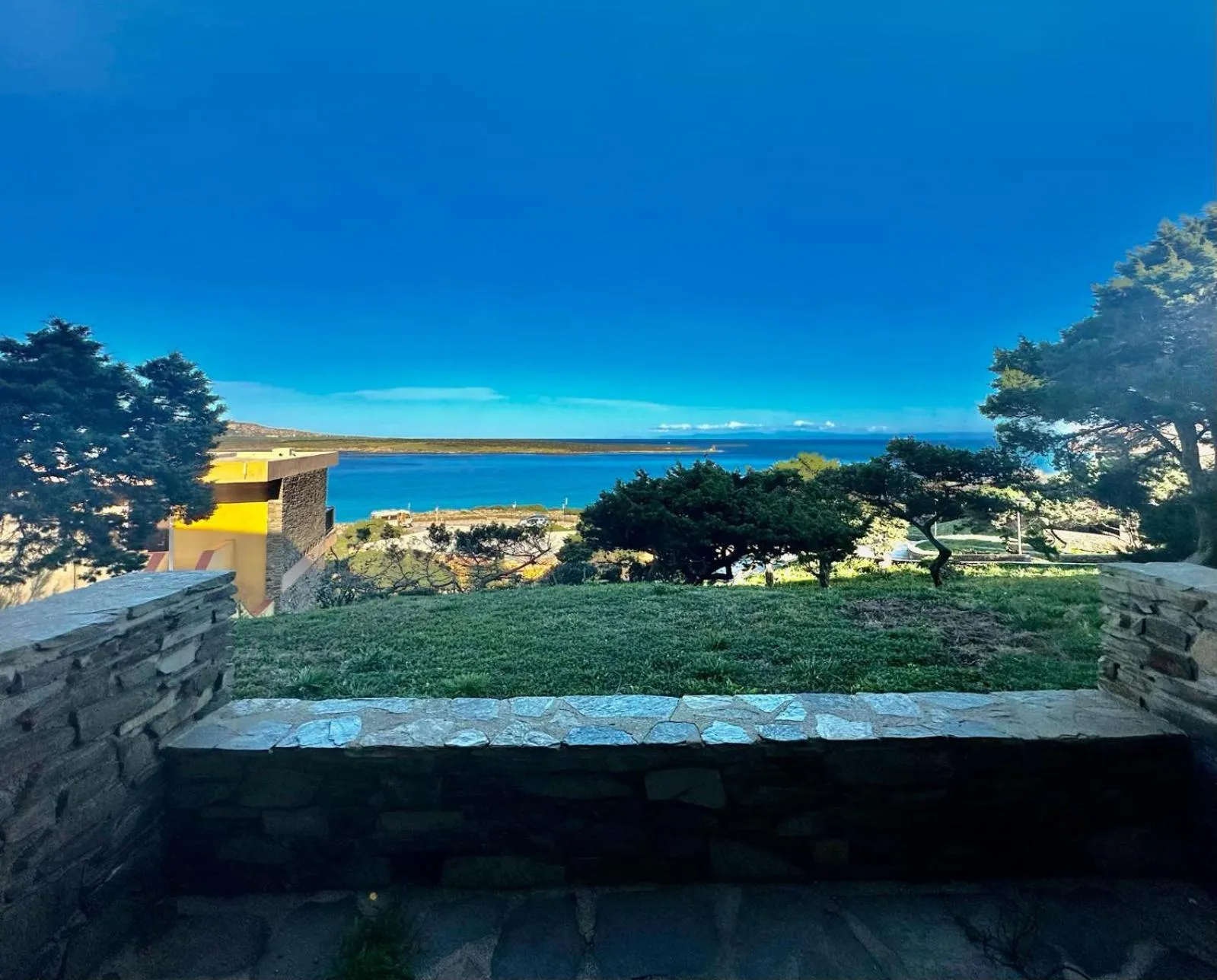 Patio in Residence Hotel La Pelosetta