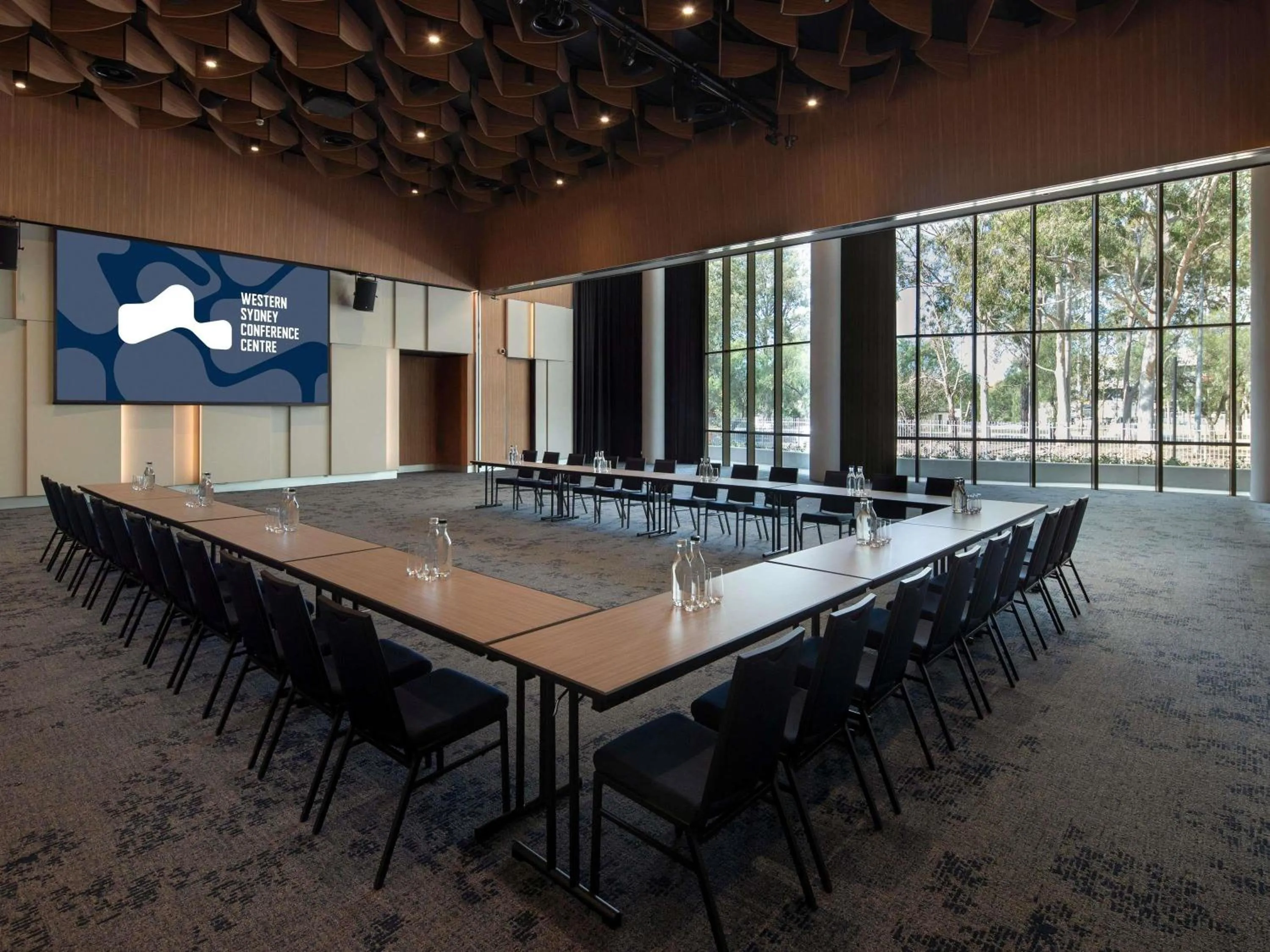 Meeting/conference room in Pullman Sydney Penrith