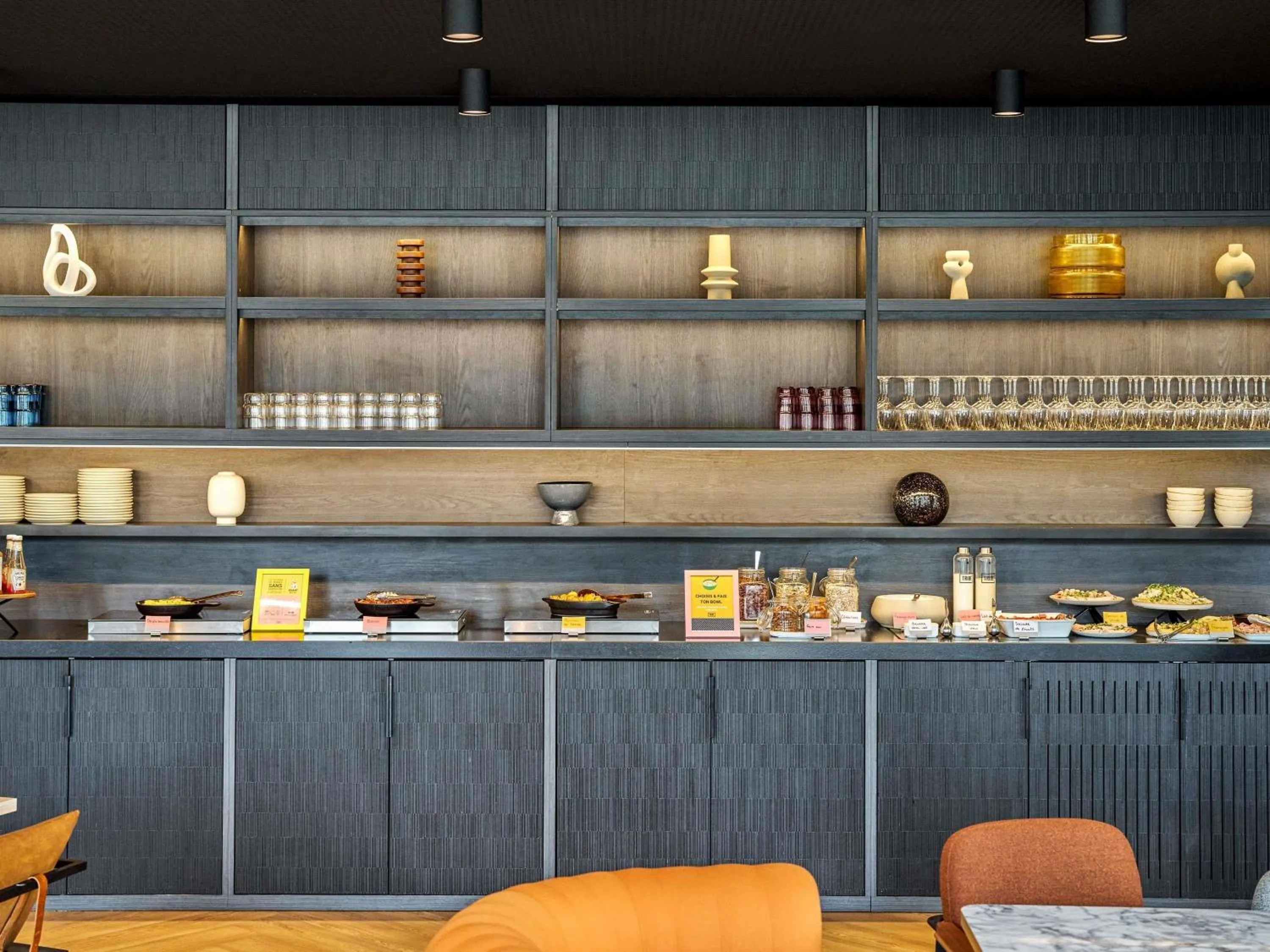 Restaurant/places to eat in TRIBE Lyon Croix Rousse