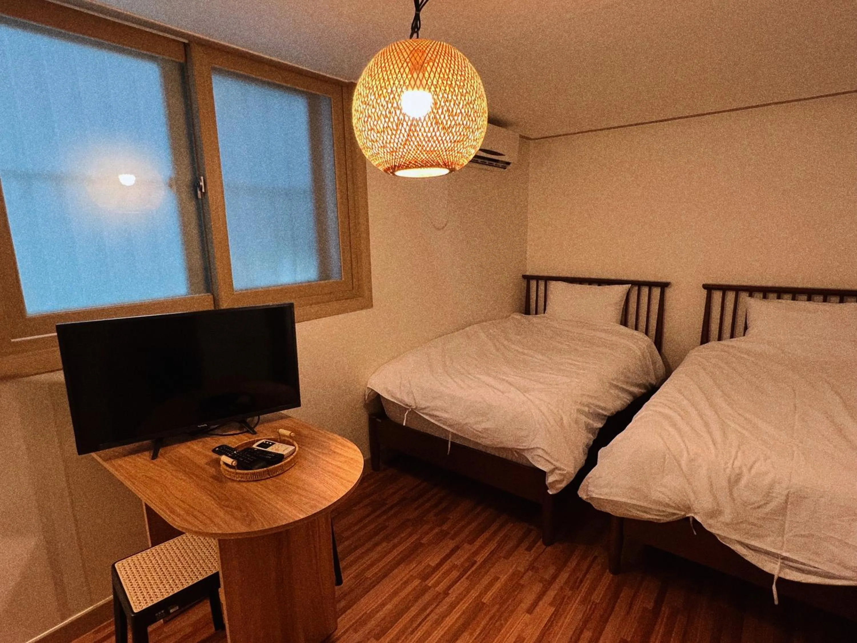 Bedroom, Bed in Jnineguesthouse