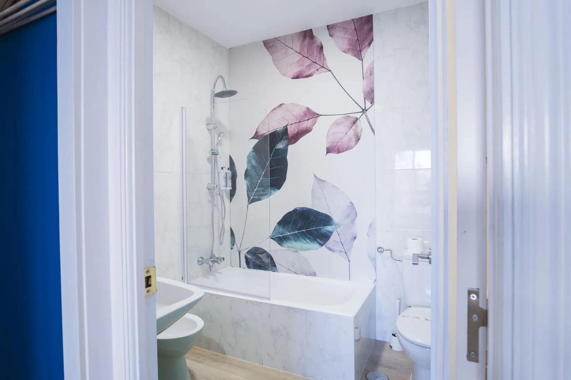 Toilet in Hotel Alda Coruñamar