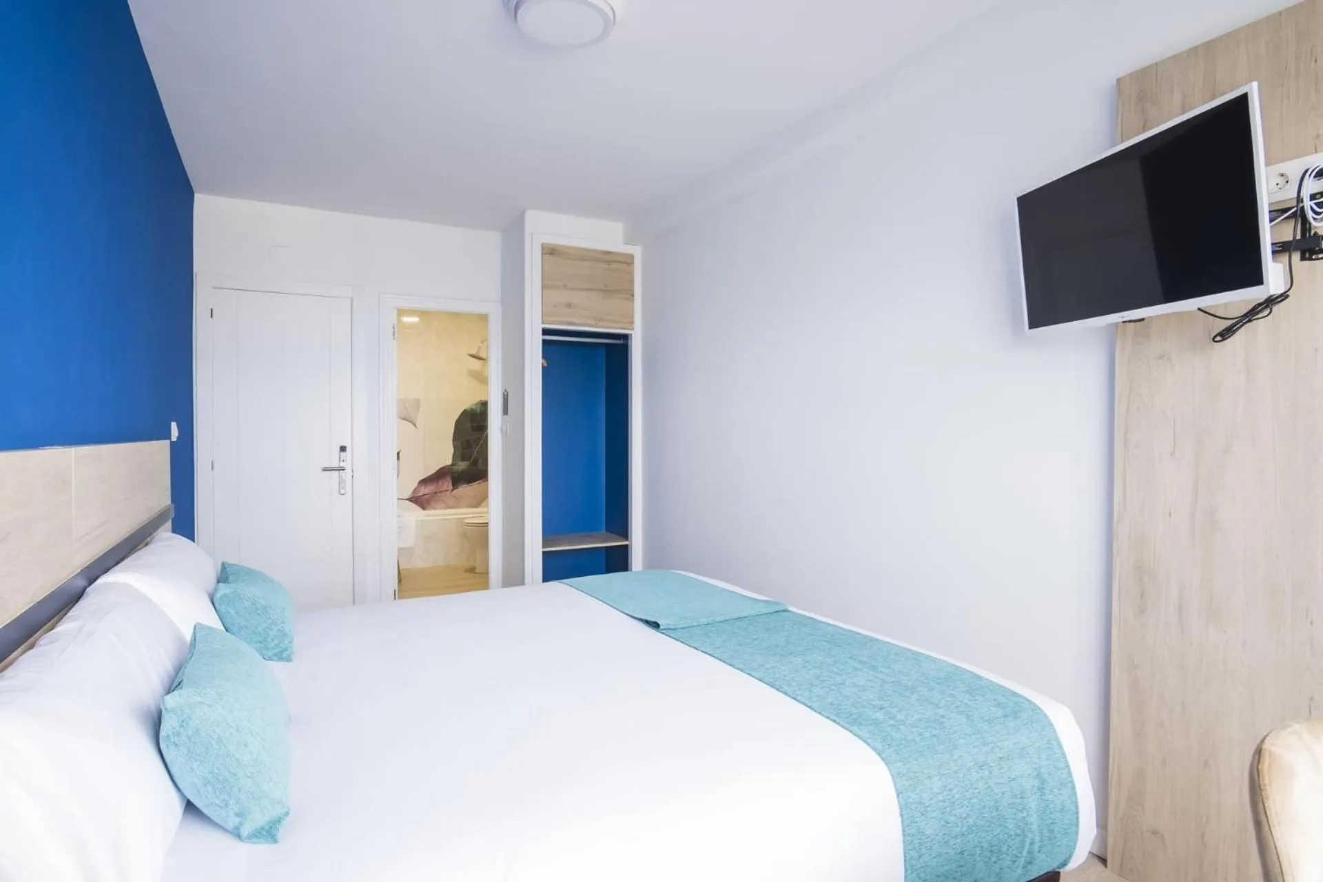 Bed in Hotel Alda Coruñamar