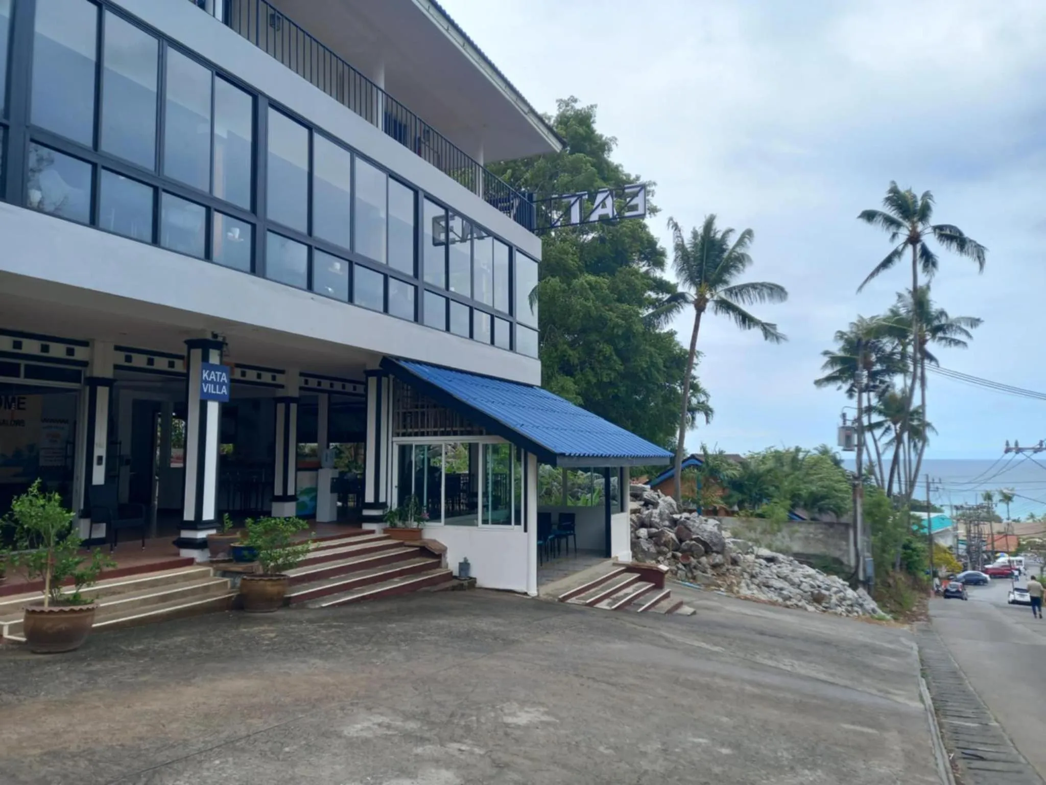 Property building in Kata Villa Merit Hill Bungalows