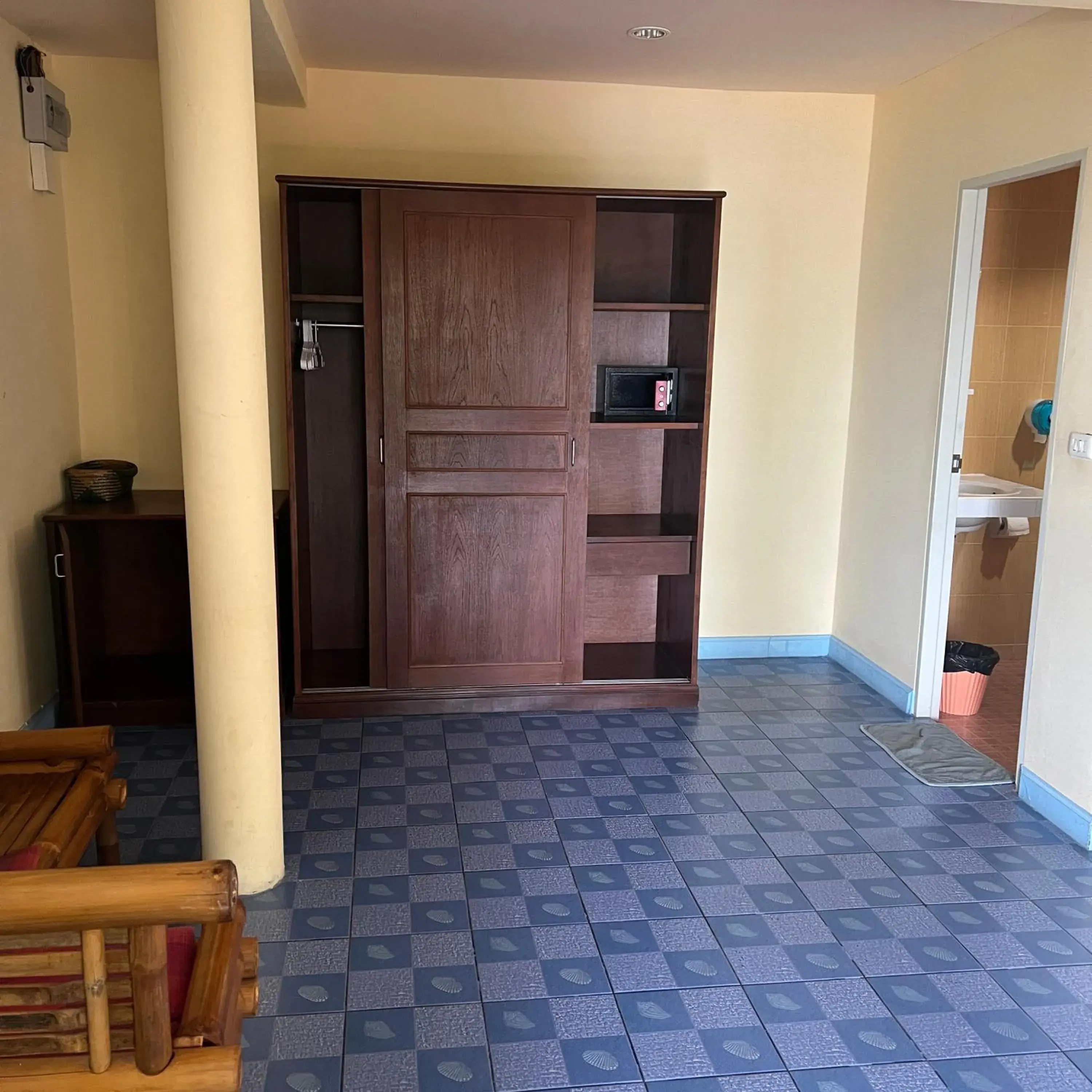 Deluxe Double Room with Sea View in Kata Villa Merit Hill Bungalows Deluxe Double Room with Sea View in Kata Villa Merit Hill Bungalows