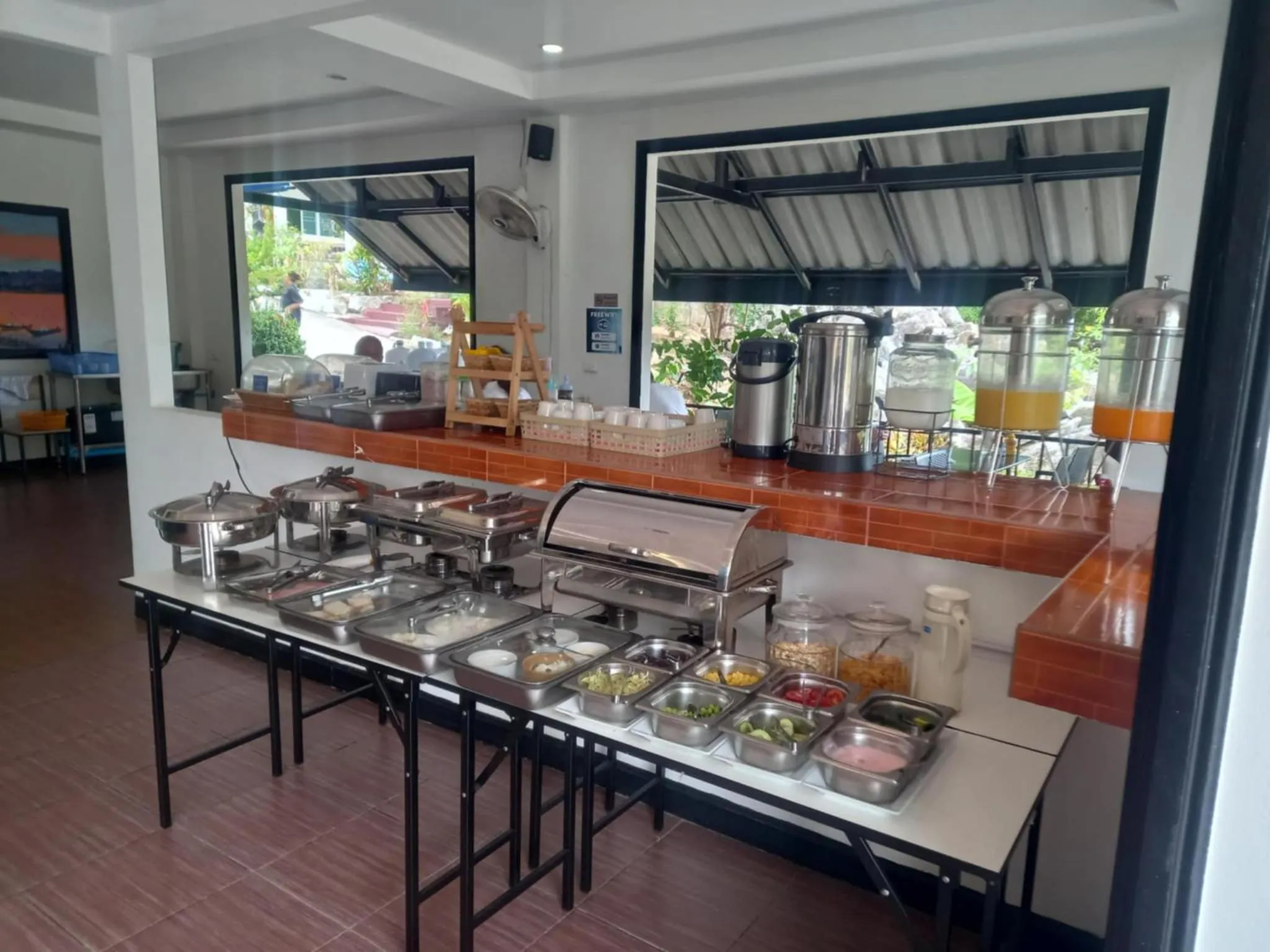Restaurant/places to eat in Kata Villa Merit Hill Bungalows