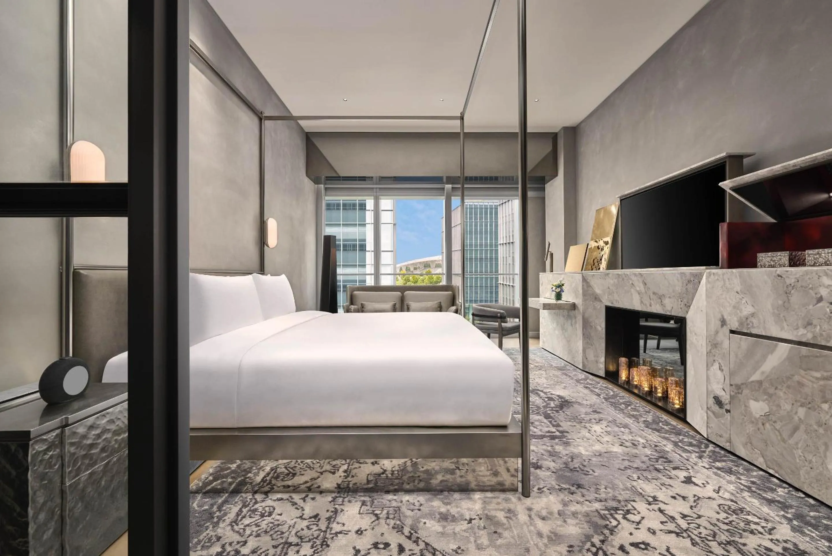 Photo of the whole room, Bed in Kimpton Qiantan Shanghai by IHG