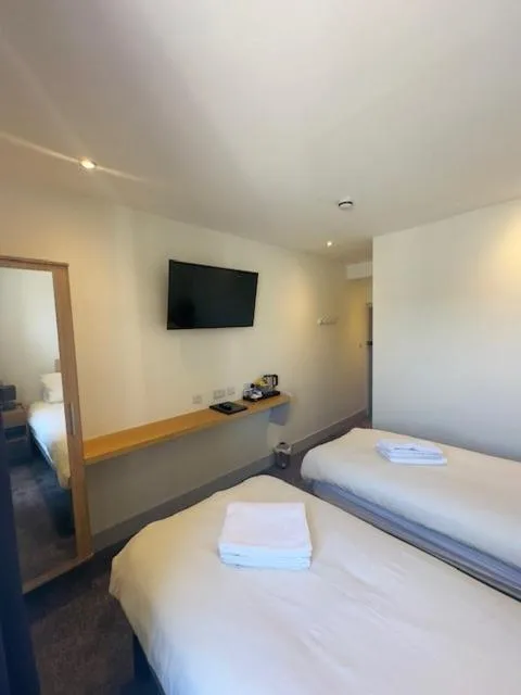 Bed in The White Lion Hotel