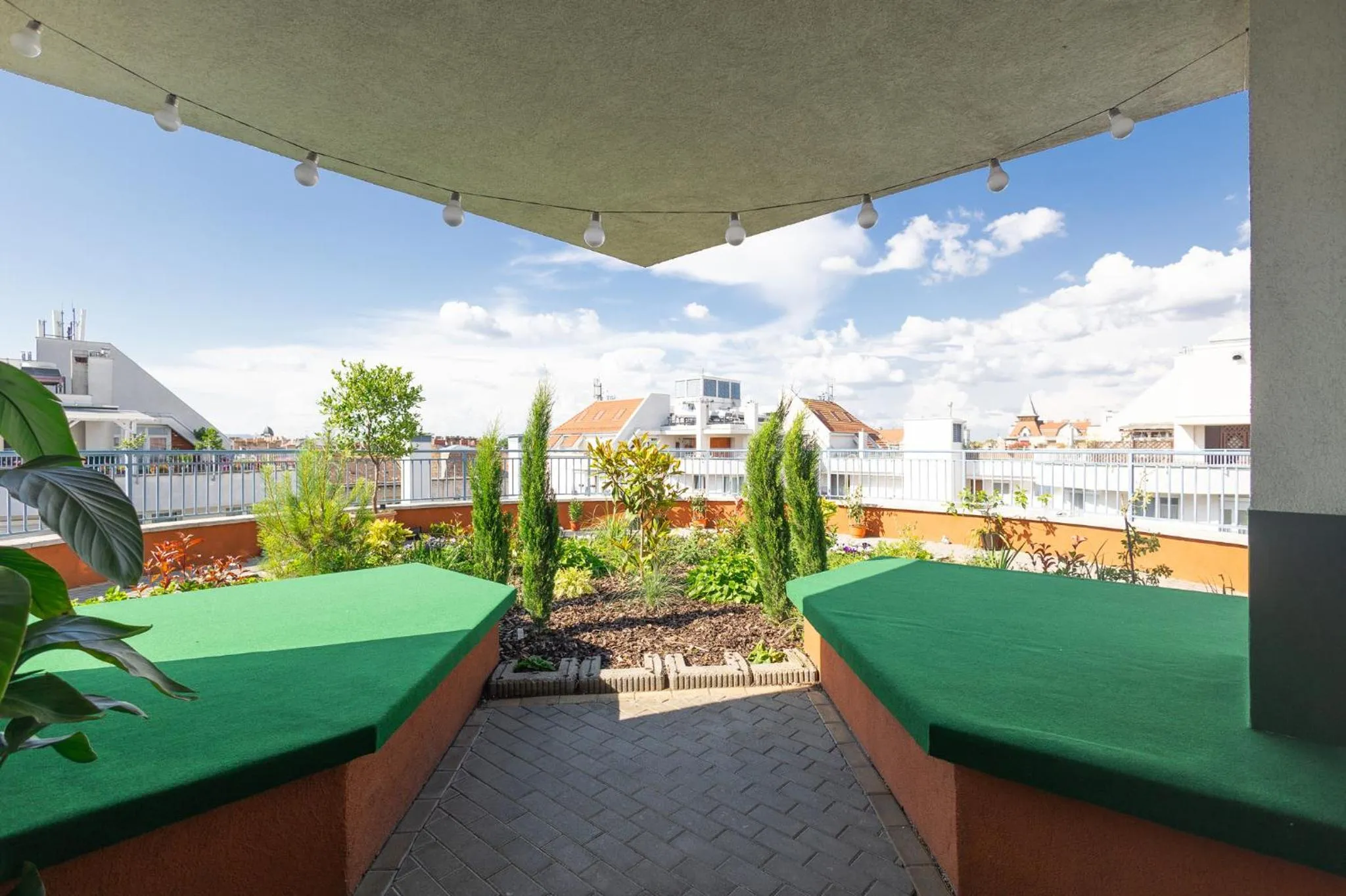 Garden in Rooftop City Residence