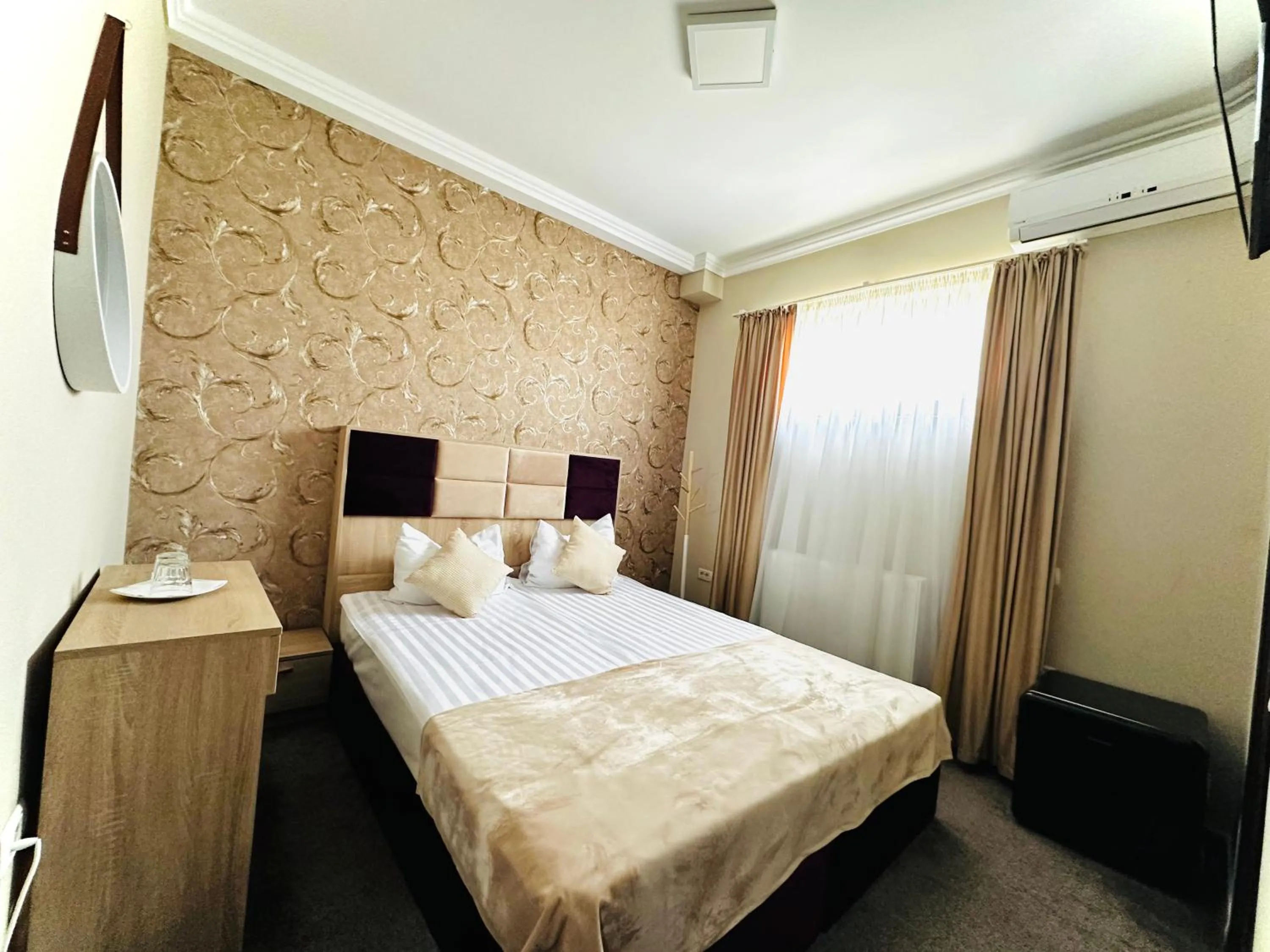 Bed in Cristal Select