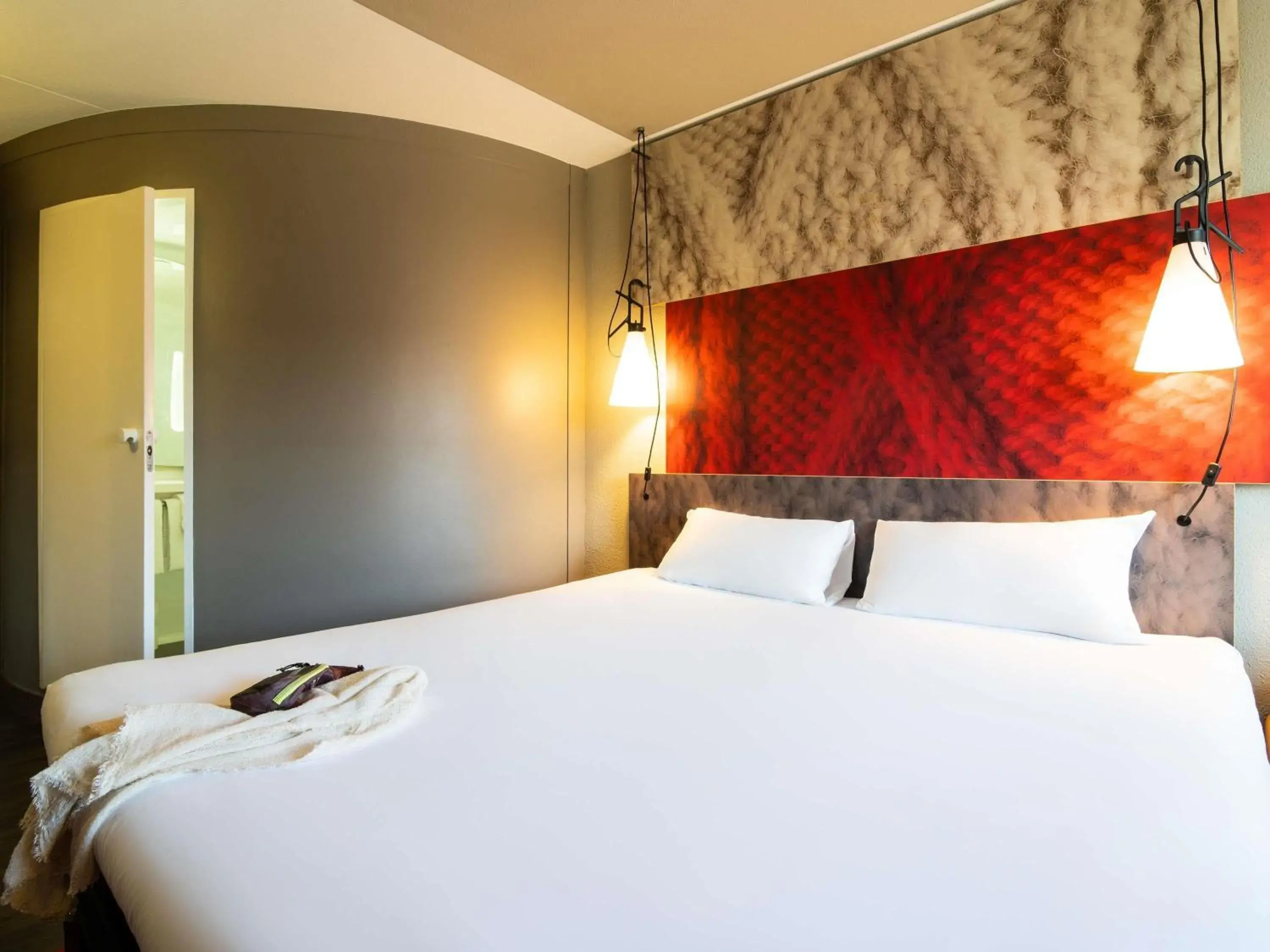 Standard Double Room in ibis Amsterdam Centre Stopera Standard Double Room in ibis Amsterdam Centre Stopera