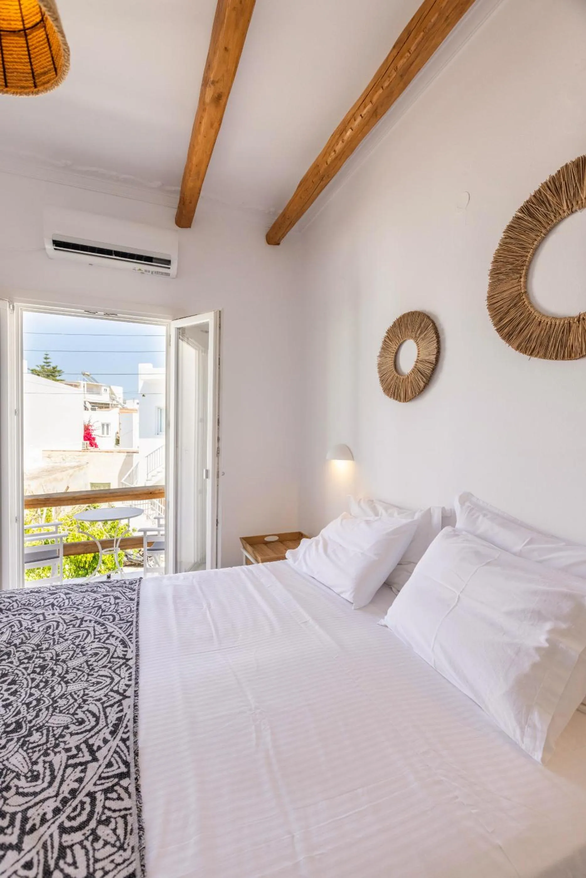 Bed in Parosquare Central Suites