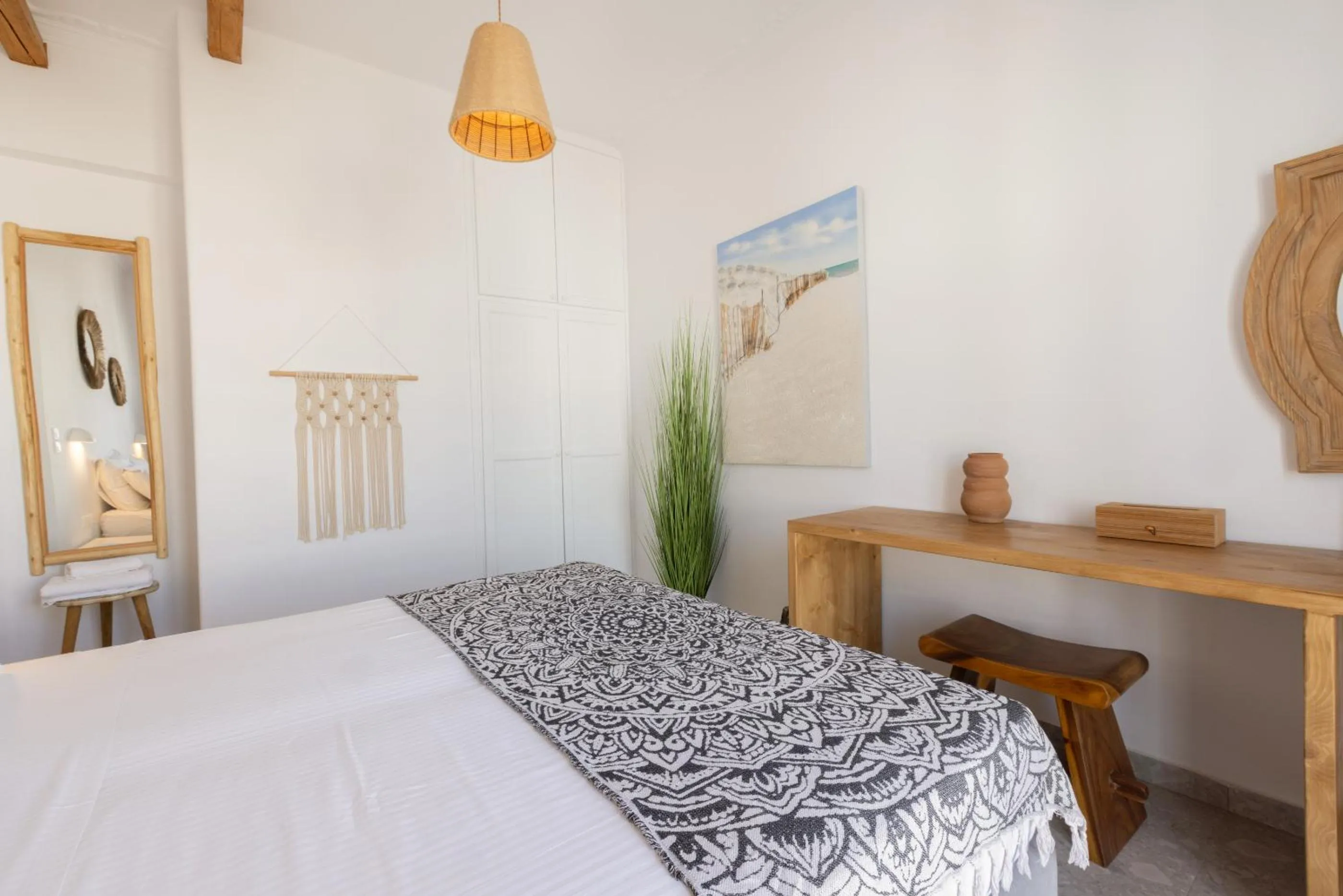 Bed in Parosquare Central Suites