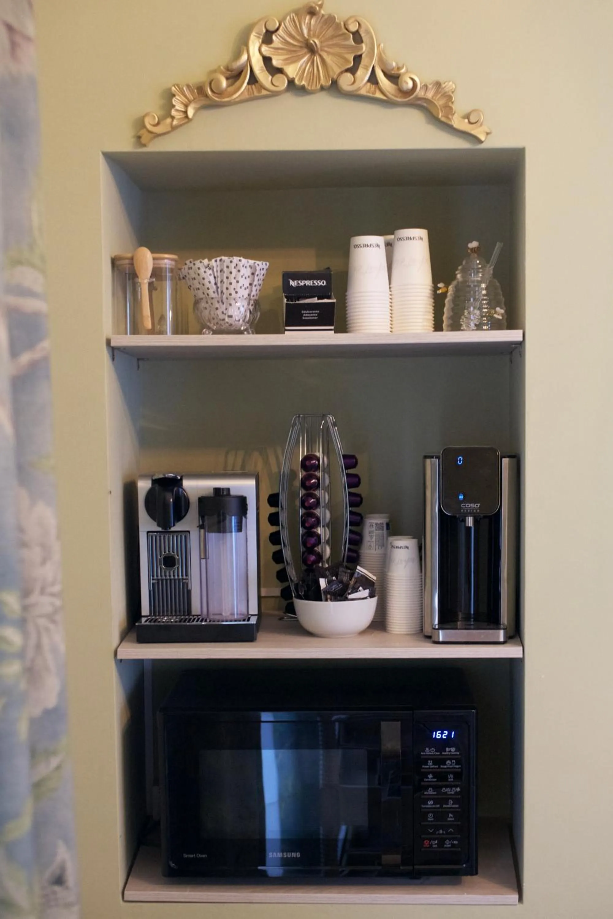 Coffee/tea facilities in Hotel Boutique iulia 5 Estrellas