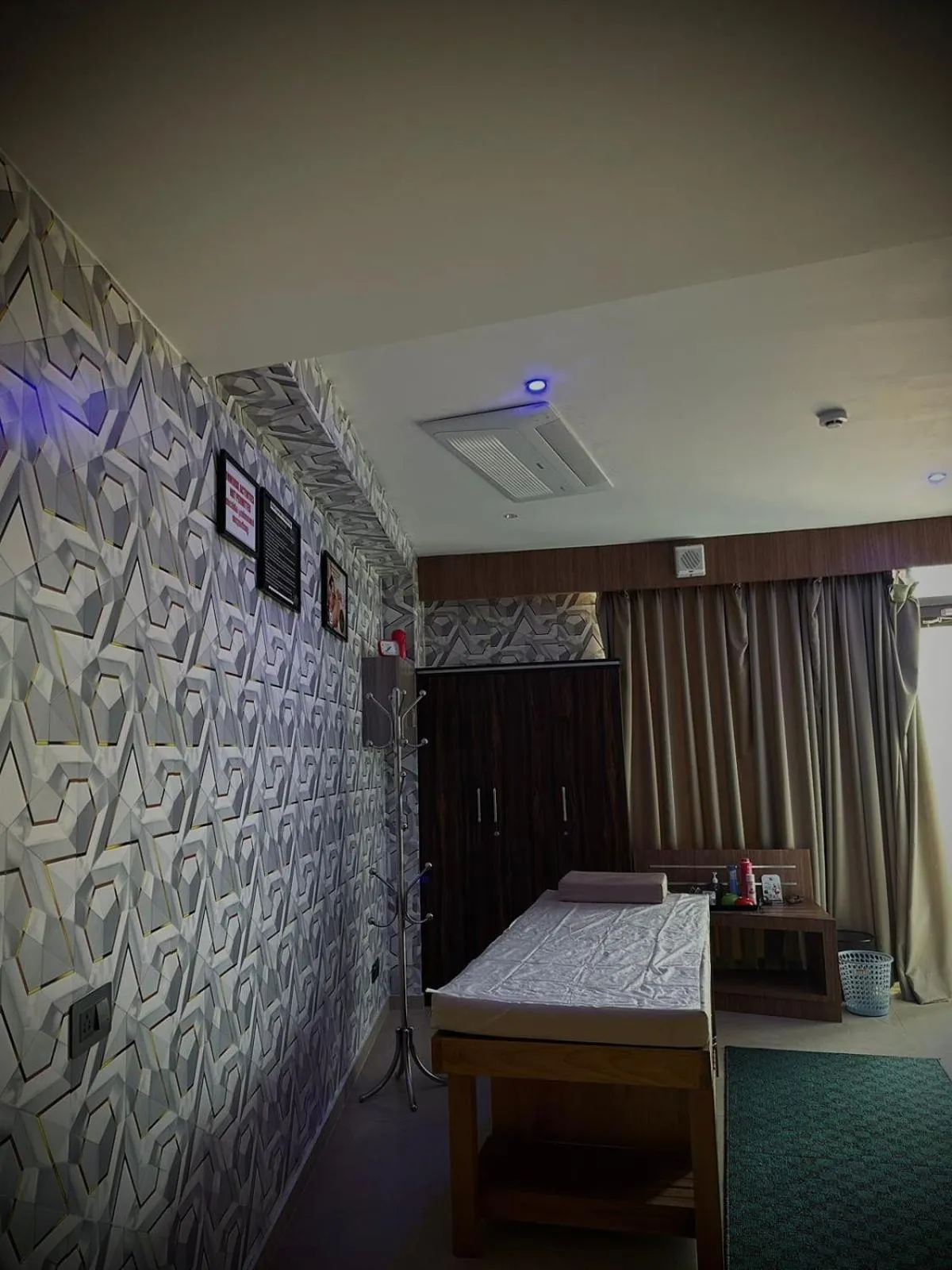 Property building, Bed in Hotel Sky Sierra Wayanad
