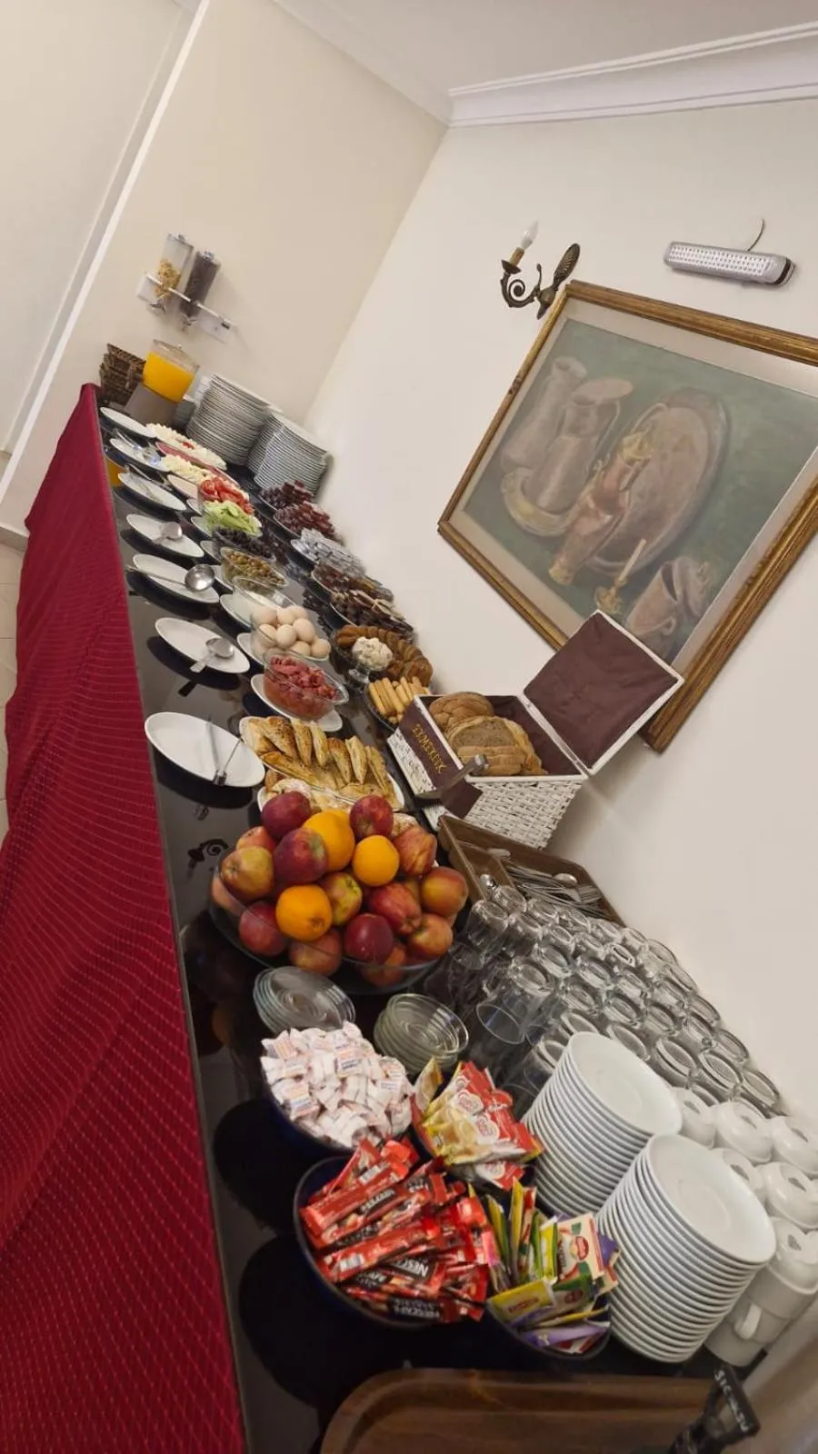 Restaurant/places to eat in Hotel Ave Maria