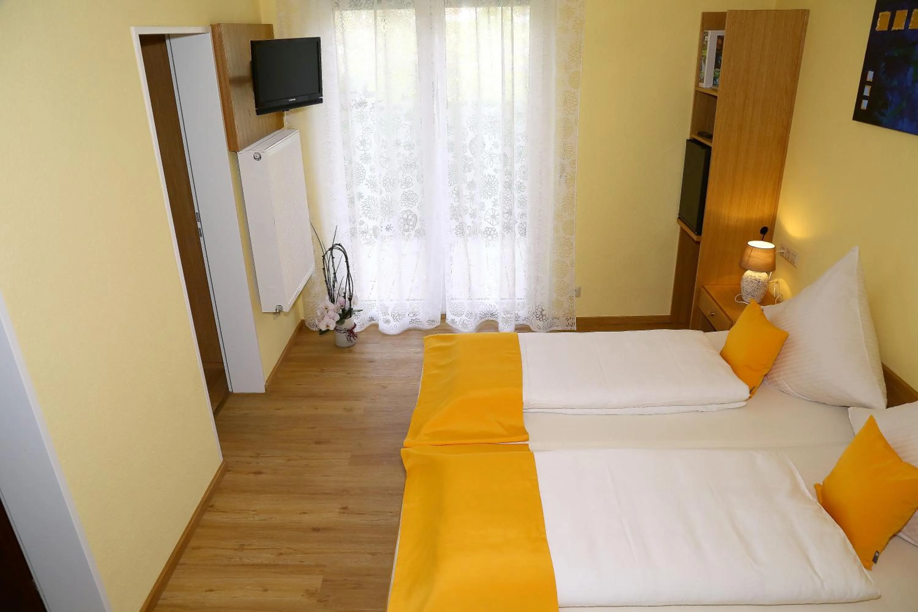 Bed in Landhotel Garni Schweizerhaus