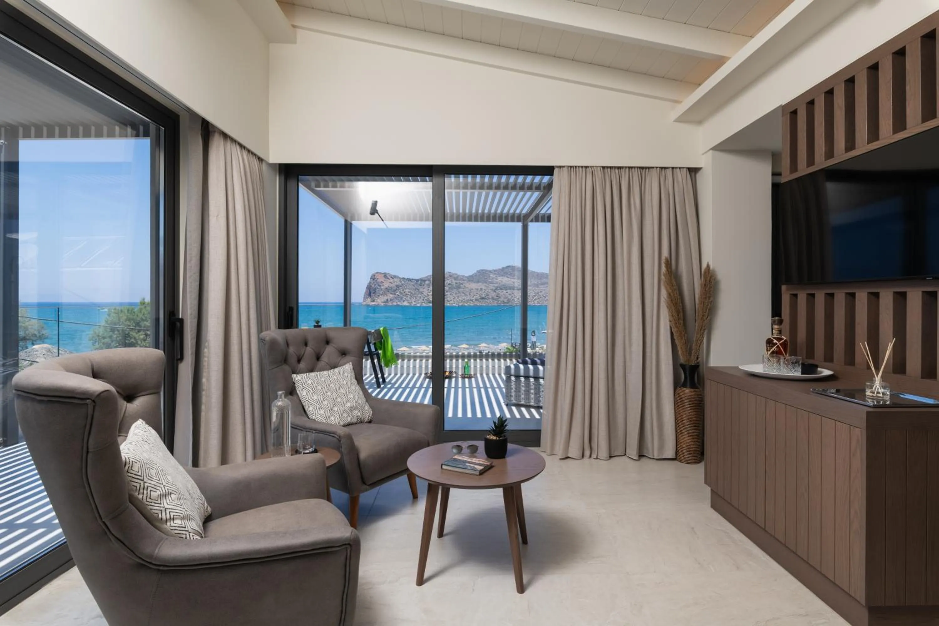 TV and multimedia in Elia Agia Marina Resort