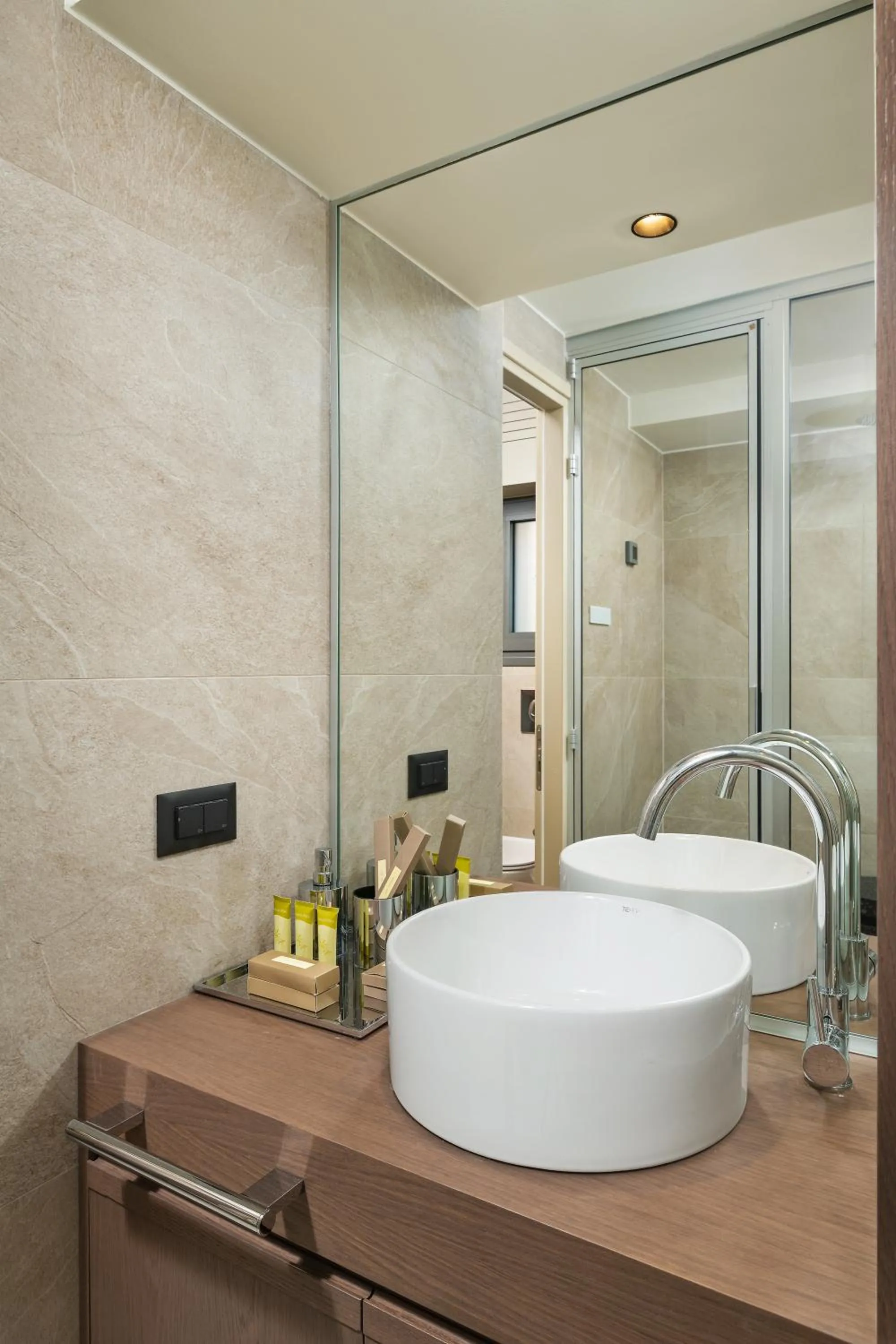 Shower in Elia Agia Marina Resort