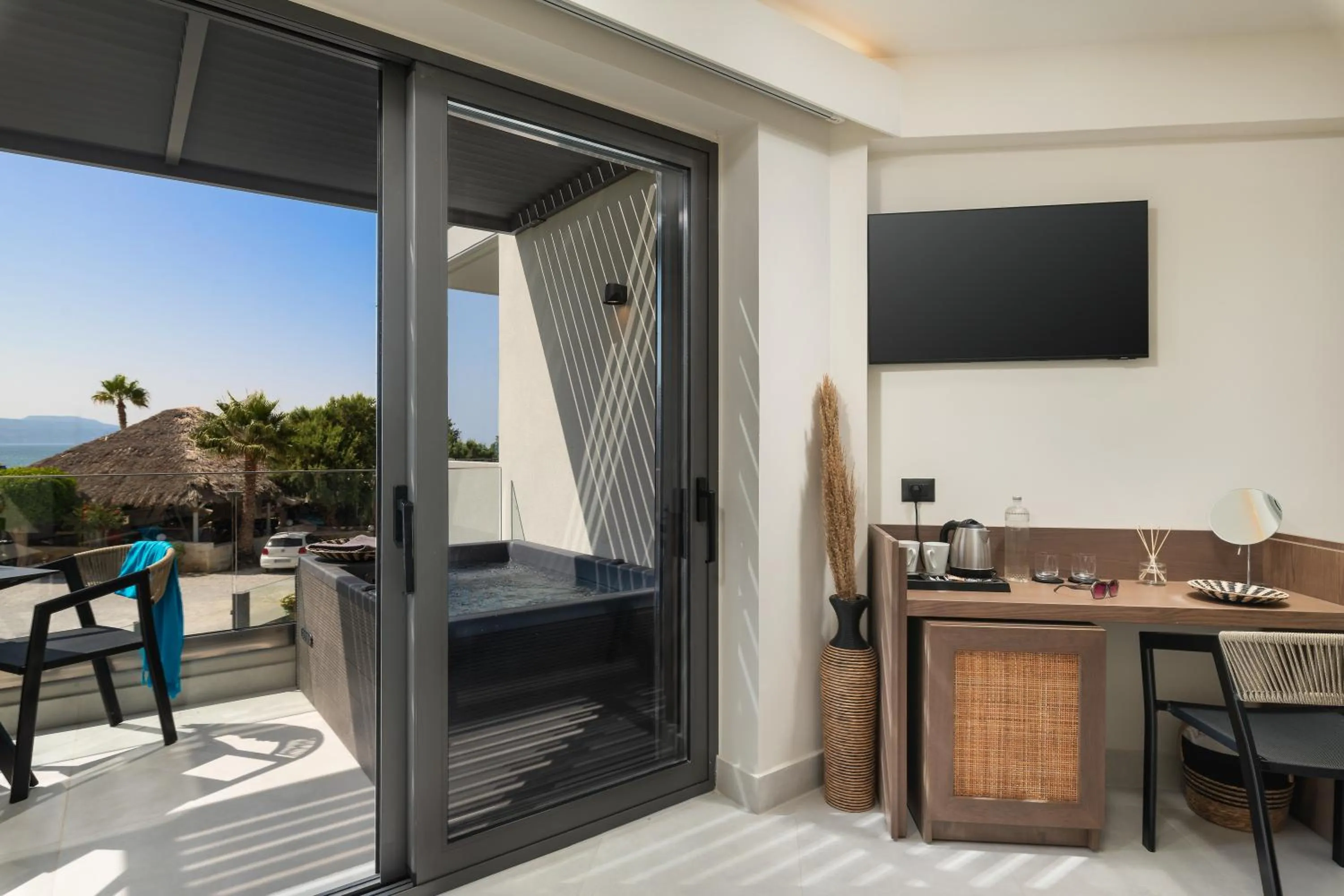 Hot Tub in Elia Agia Marina Resort