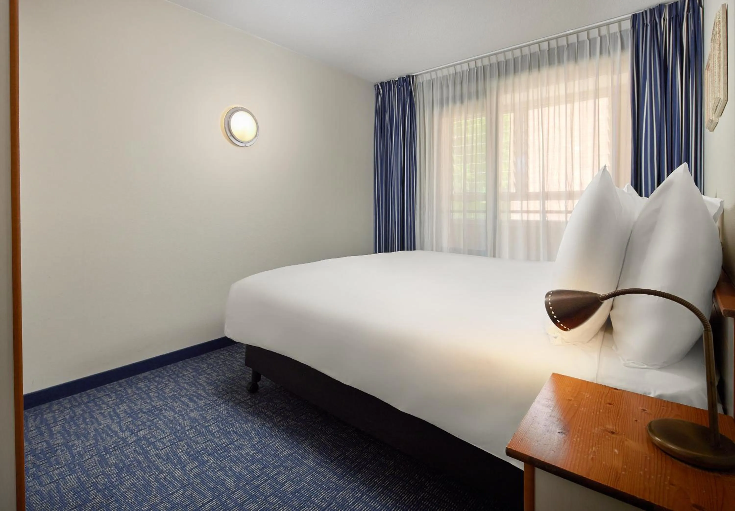 Bedroom, Bed in WestCord ApartHotel Boschrijck