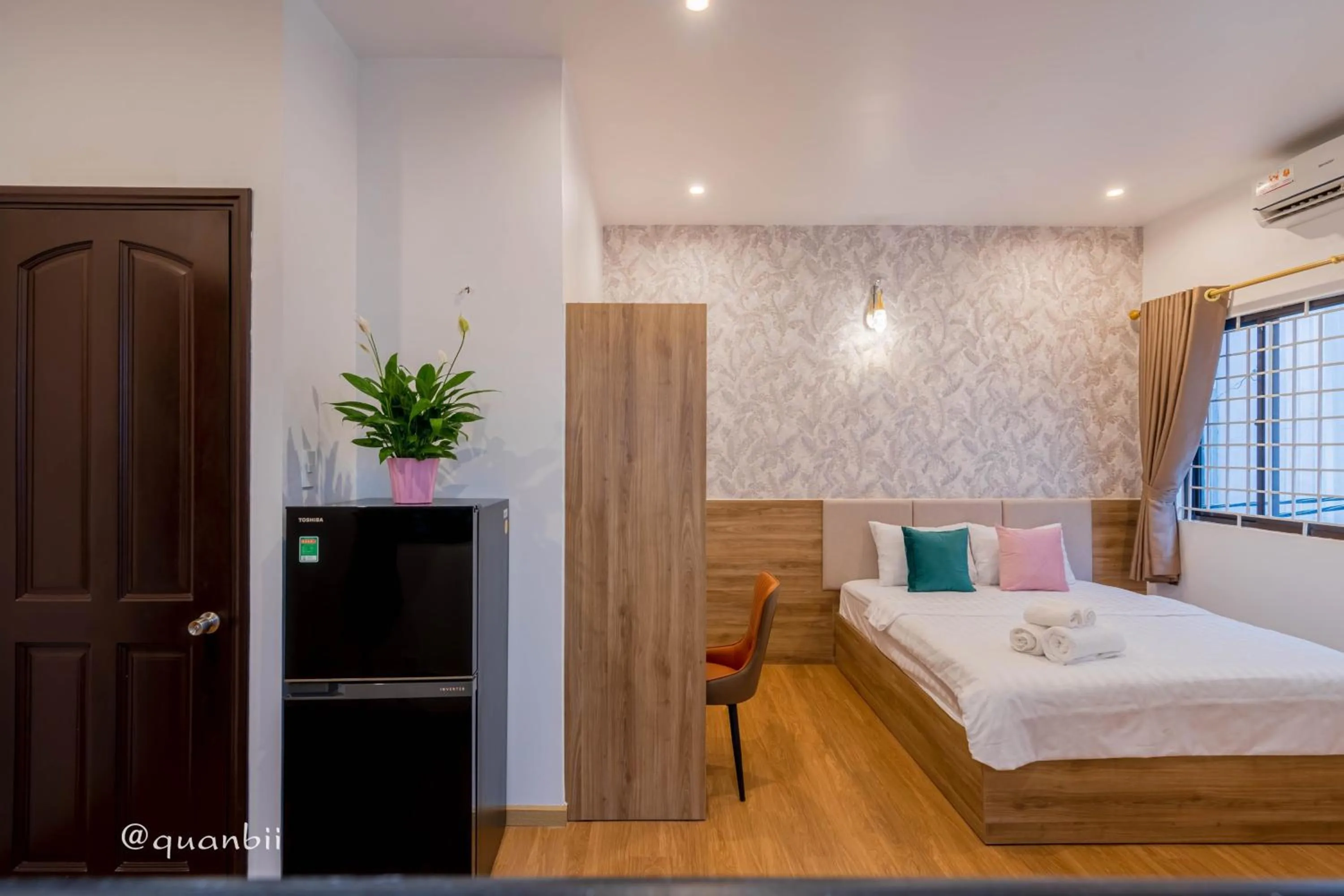 Photo of the whole room in Kansas Hotel & Apartment - Notre Dame