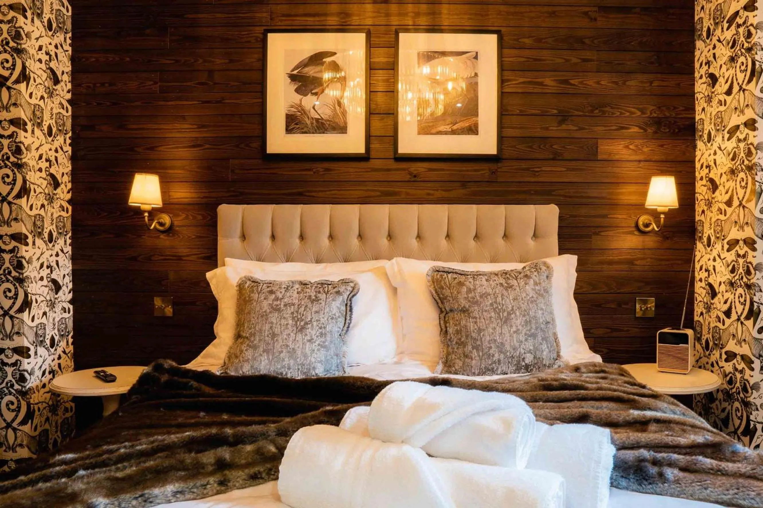 Bedroom, Bed in The Nest At The Woodmans Arms