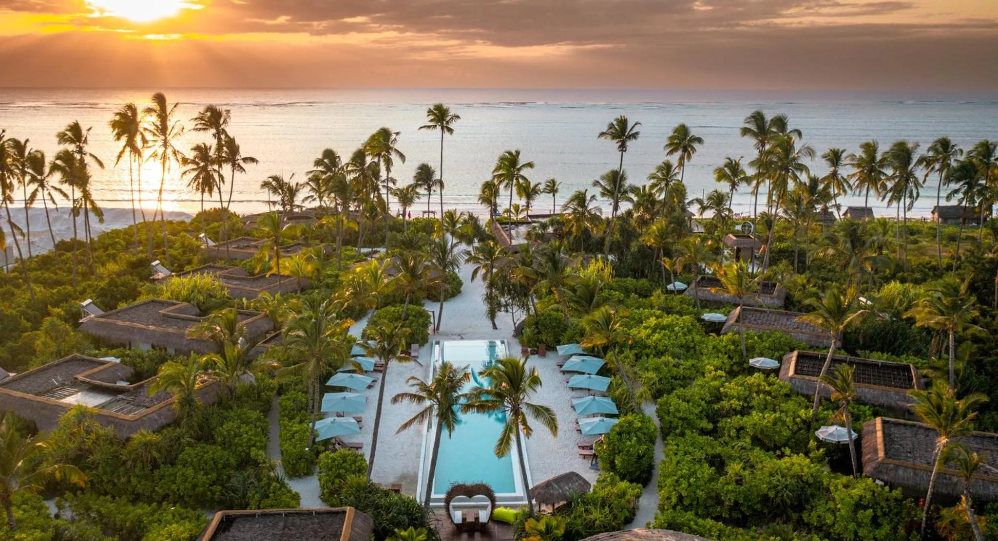 Restaurant/places to eat in Sensations Eco-Chic Hotel