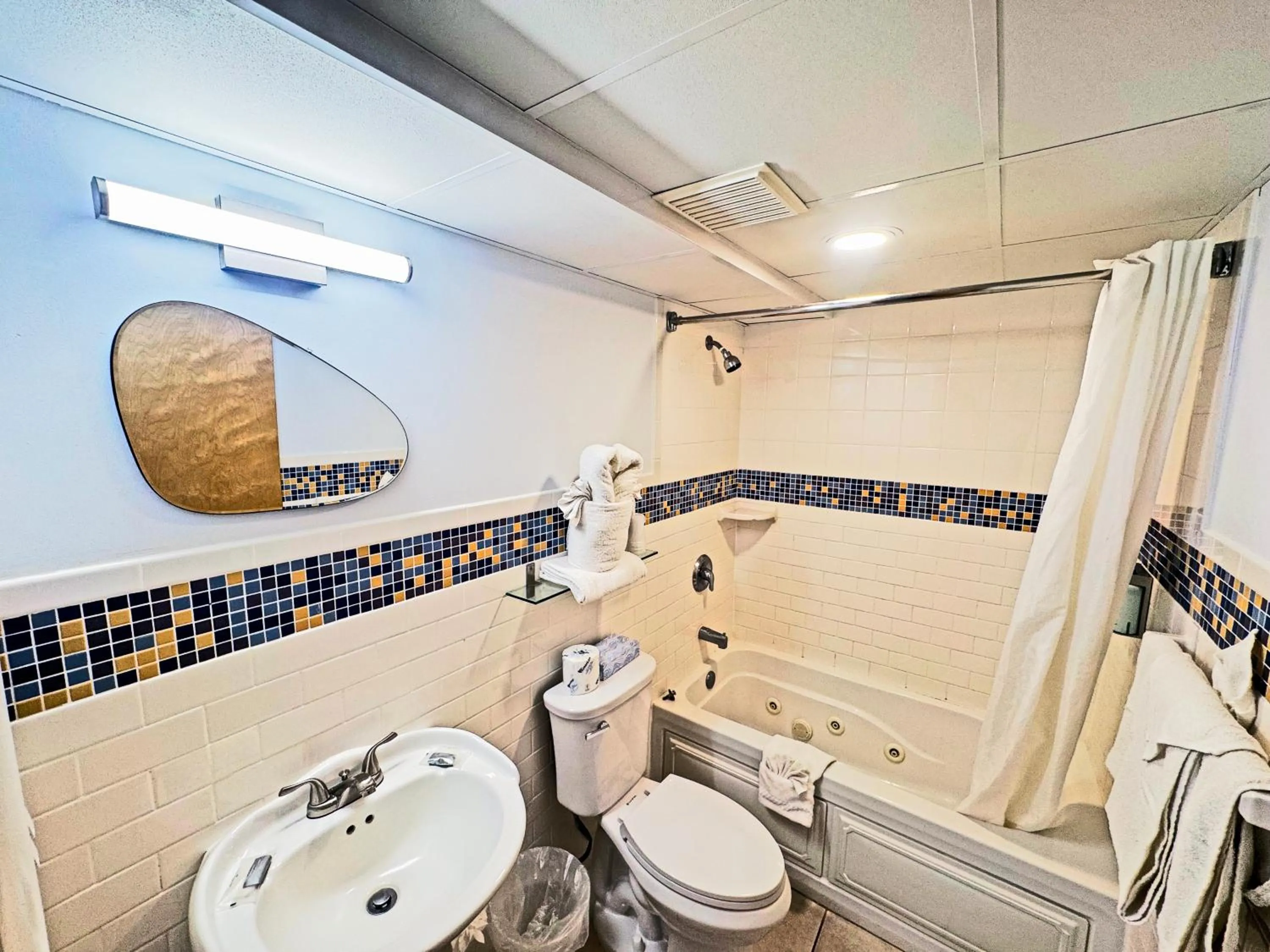 Bathroom in Shalimar Resort