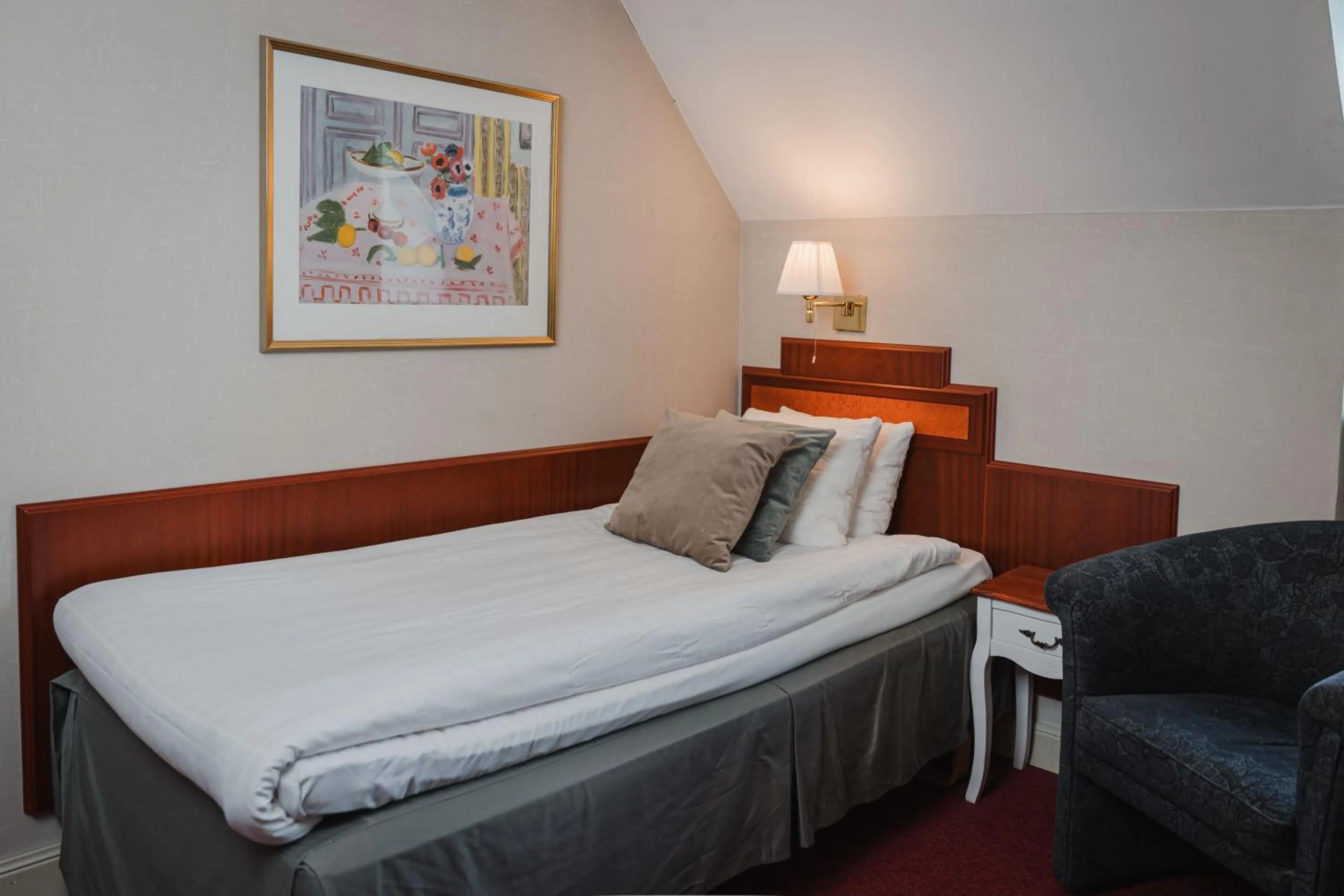 Bed in Haparanda Stadshotell