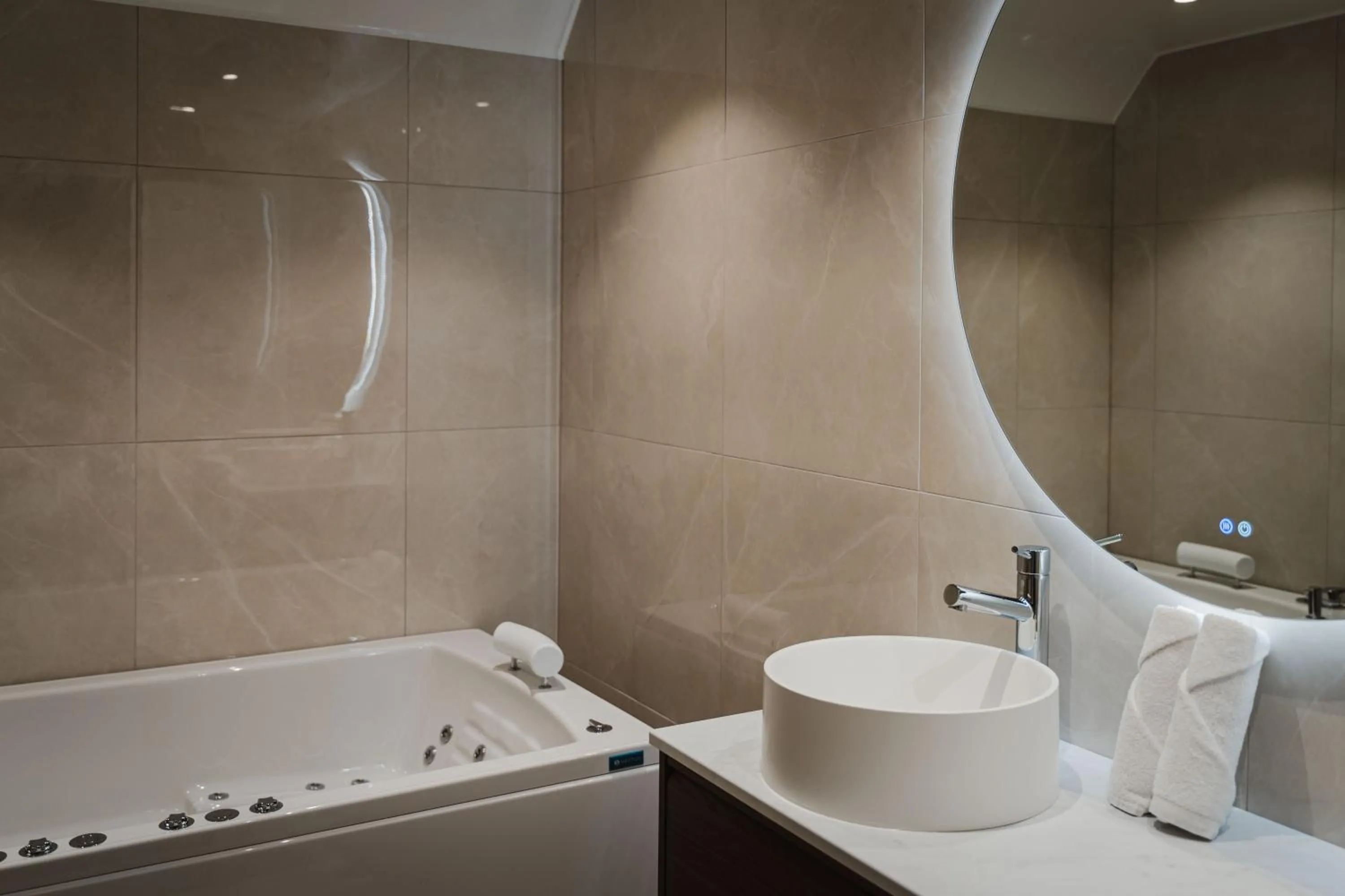 Bathroom in Haparanda Stadshotell