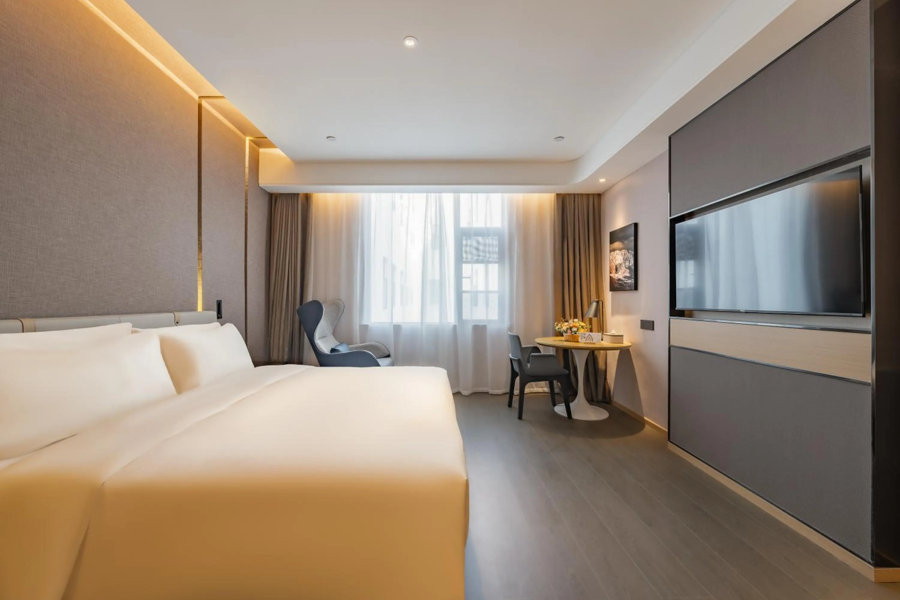 Bed in Shanghai Pudong Caolu Atour Hotel