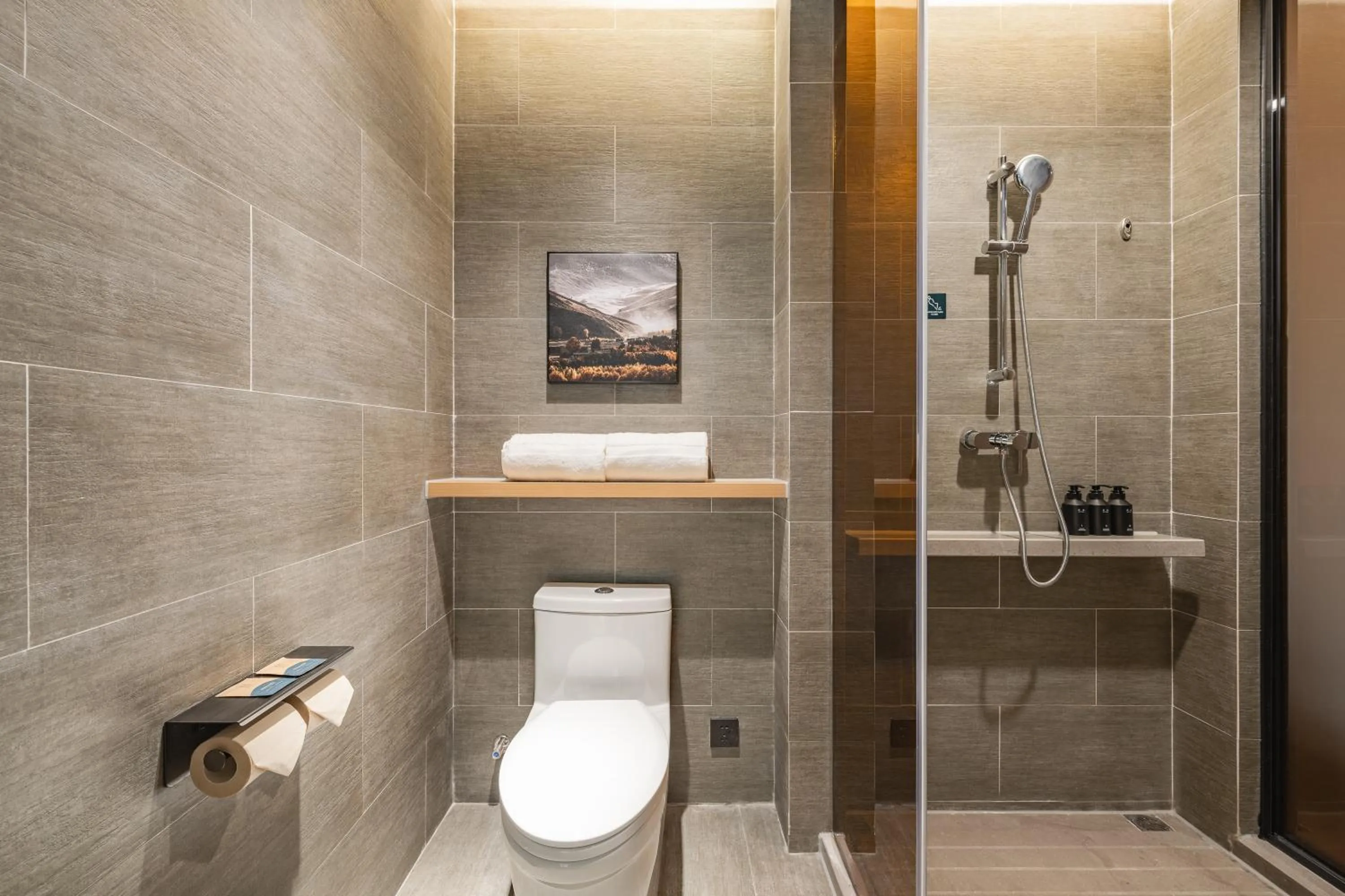 Shower in Shanghai Pudong Caolu Atour Hotel