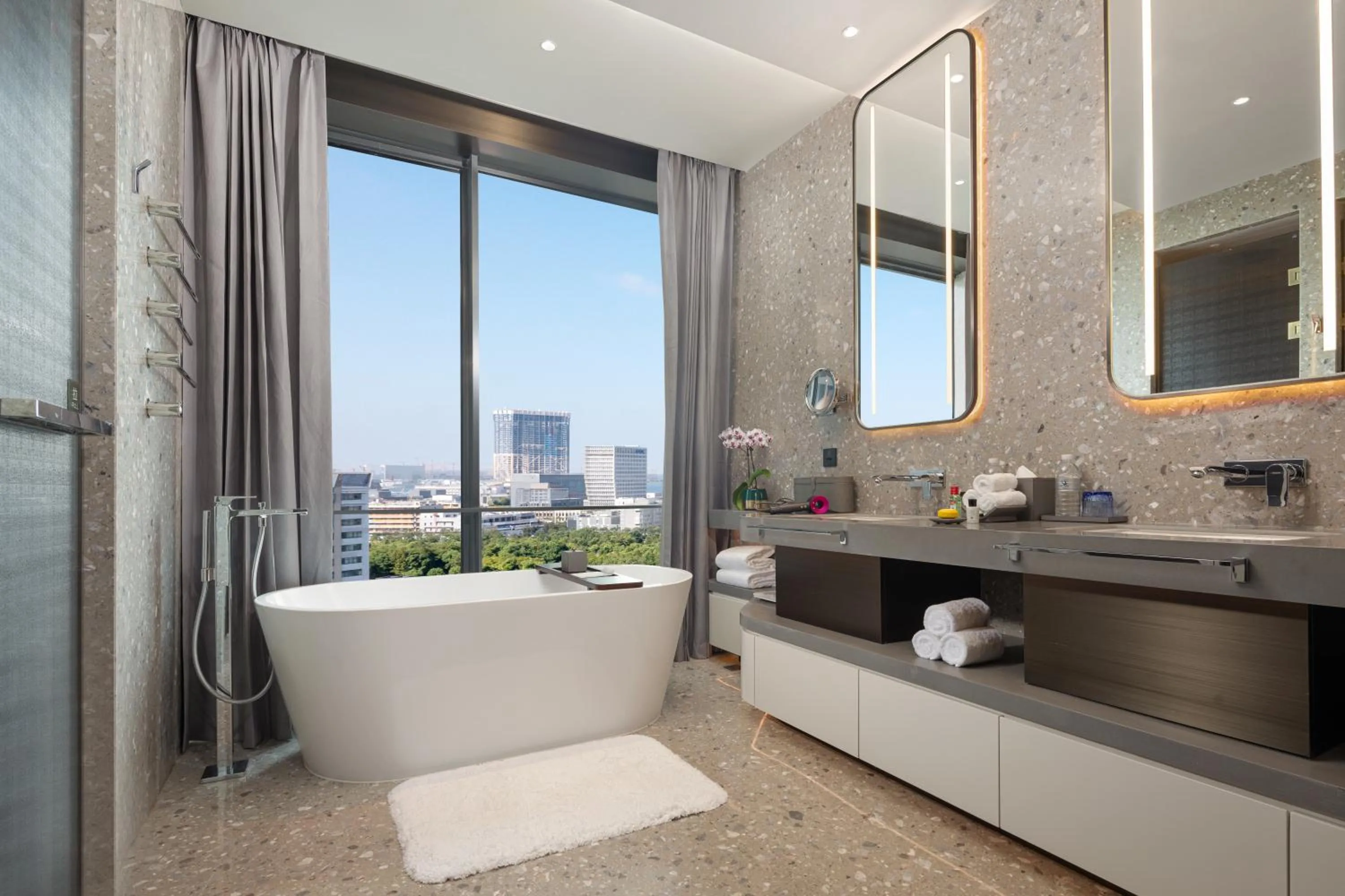 Toilet in Radisson Collection Lingang Shanghai