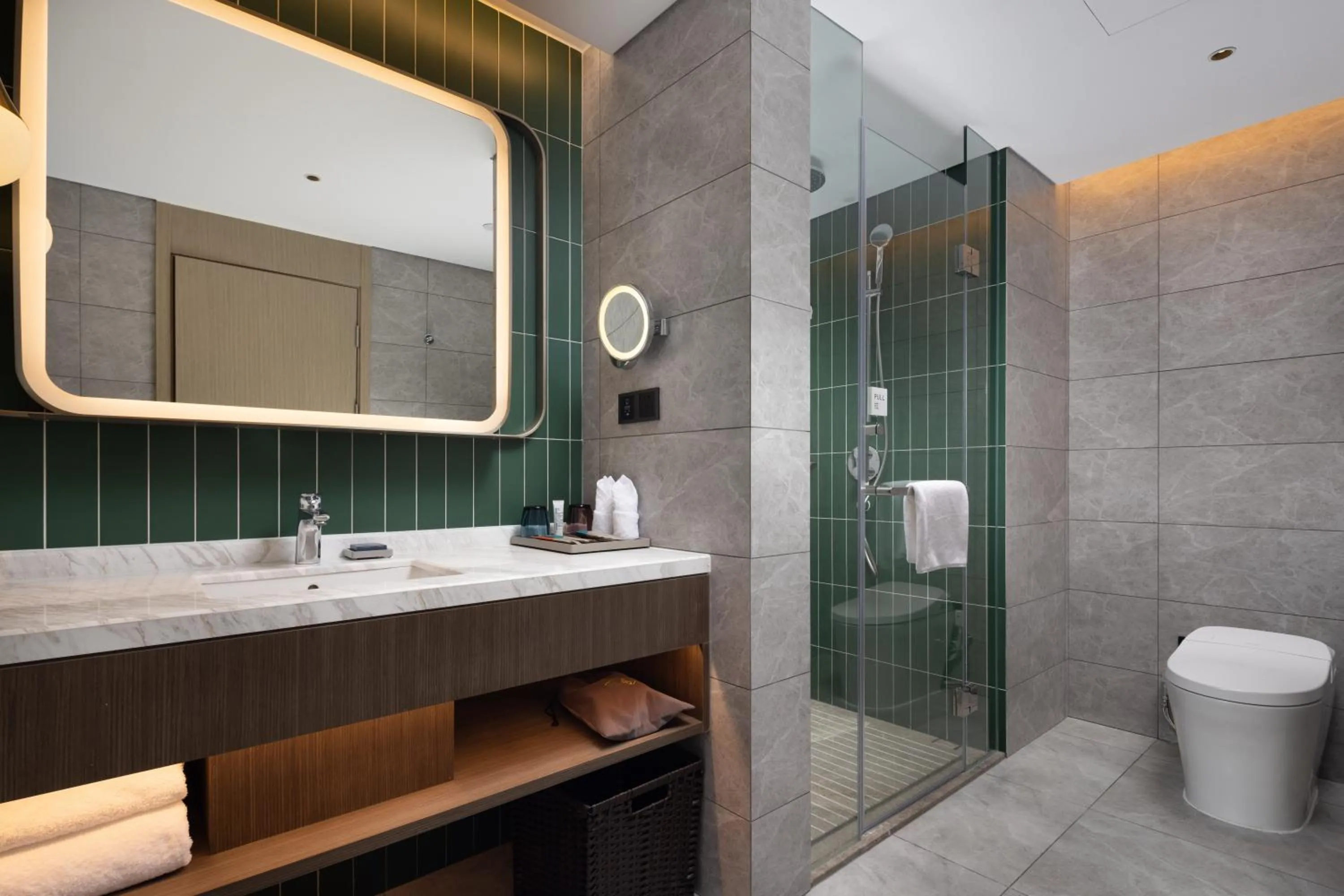 Shower in Home2 Suites by Hilton Beijing West Station