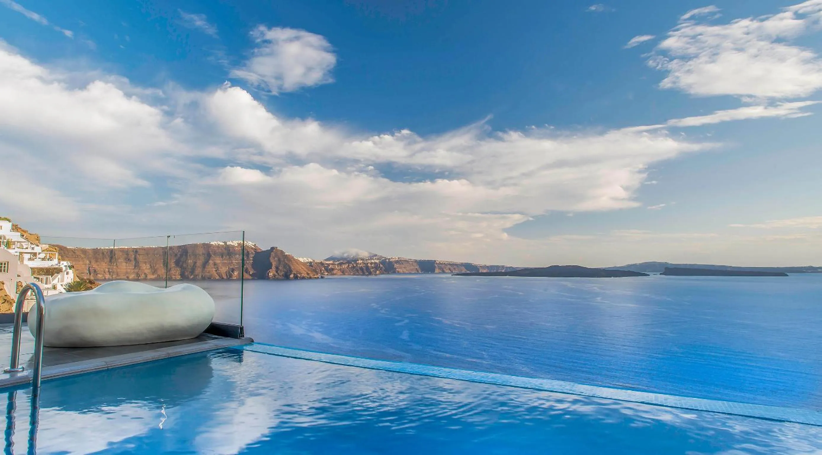 Swimming pool in Santorini Secret Suites & Spa, Small Luxury Hotels of the World