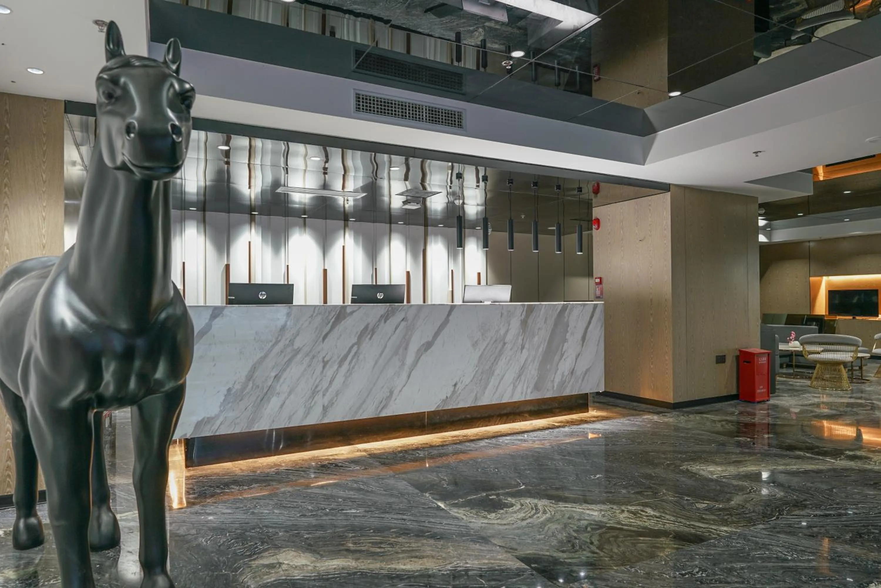 Lobby or reception in Paco Hotel Shenzhen Luohu Port