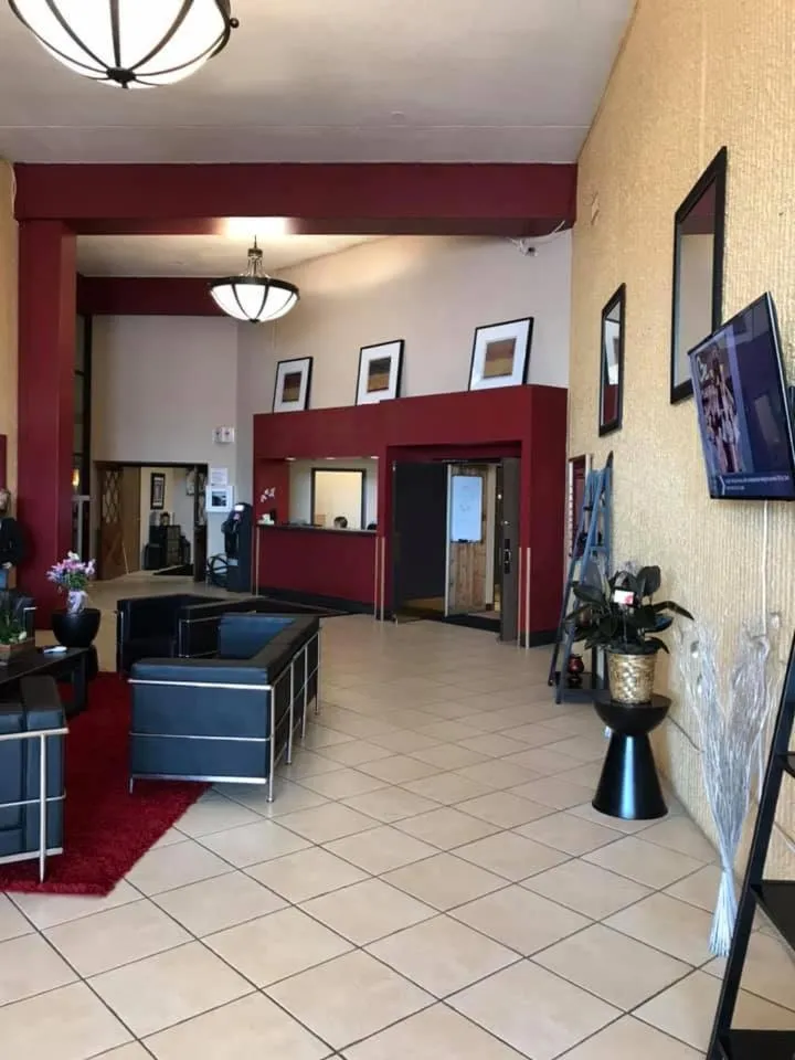 Crookston Inn & Convention Center