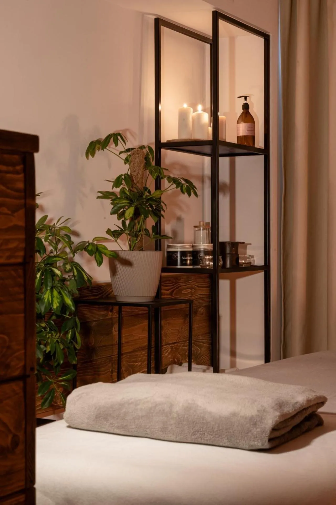 Bed in Hotel Rzemieślnik Zakopane