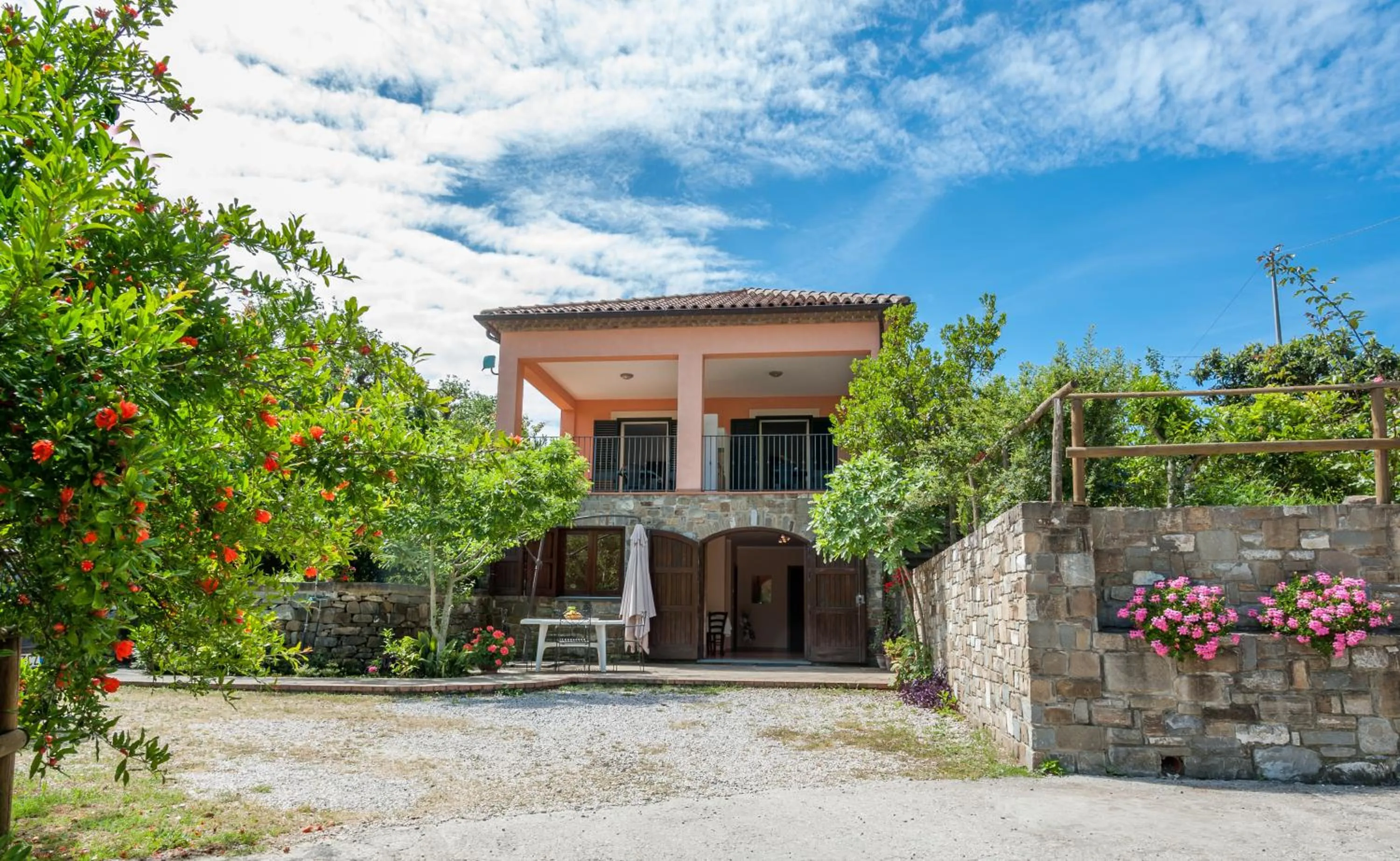 Property building in Il Melograno