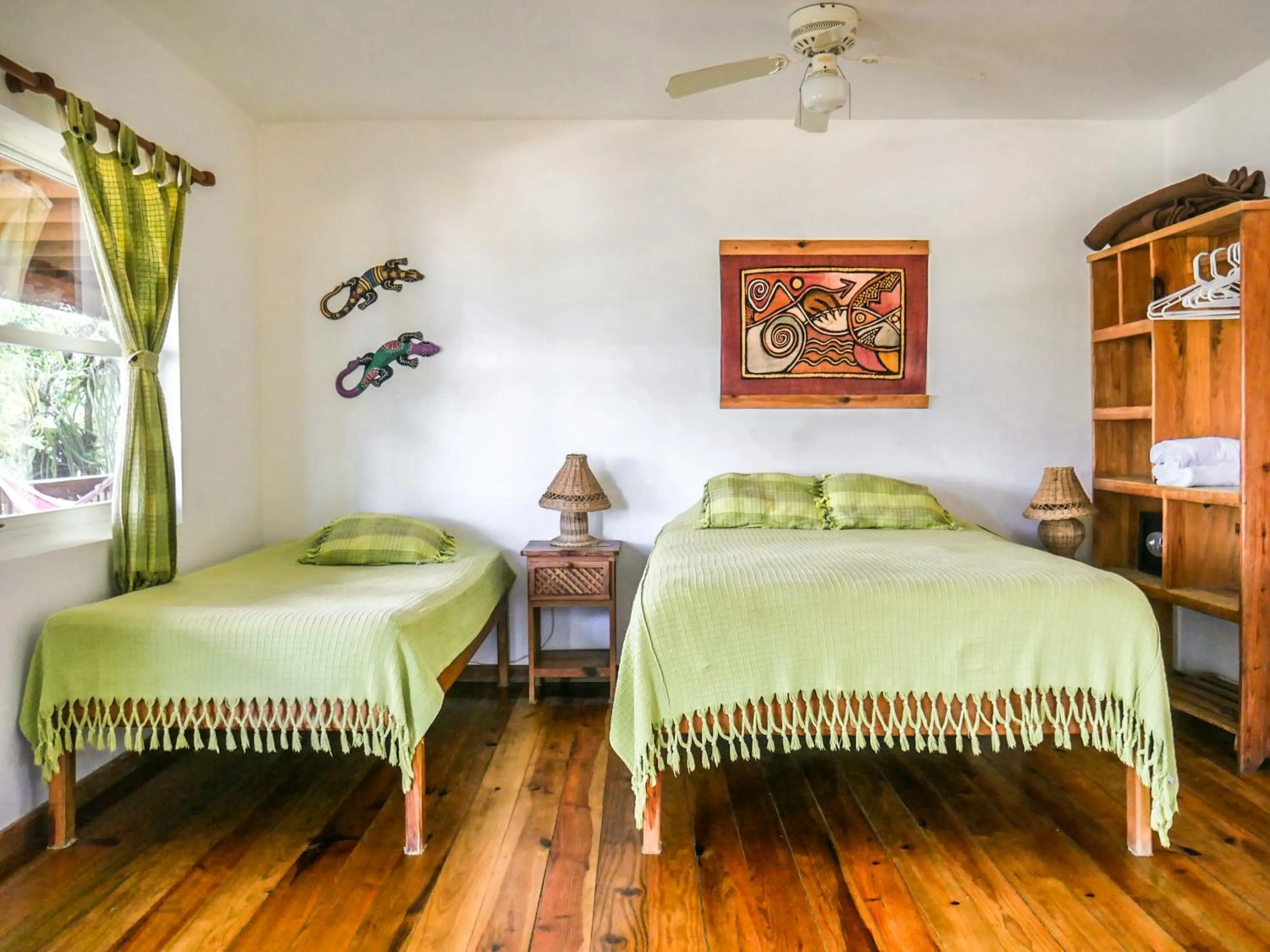Photo of the whole room, Bed in Hotel Posada Las Orquídeas,West End