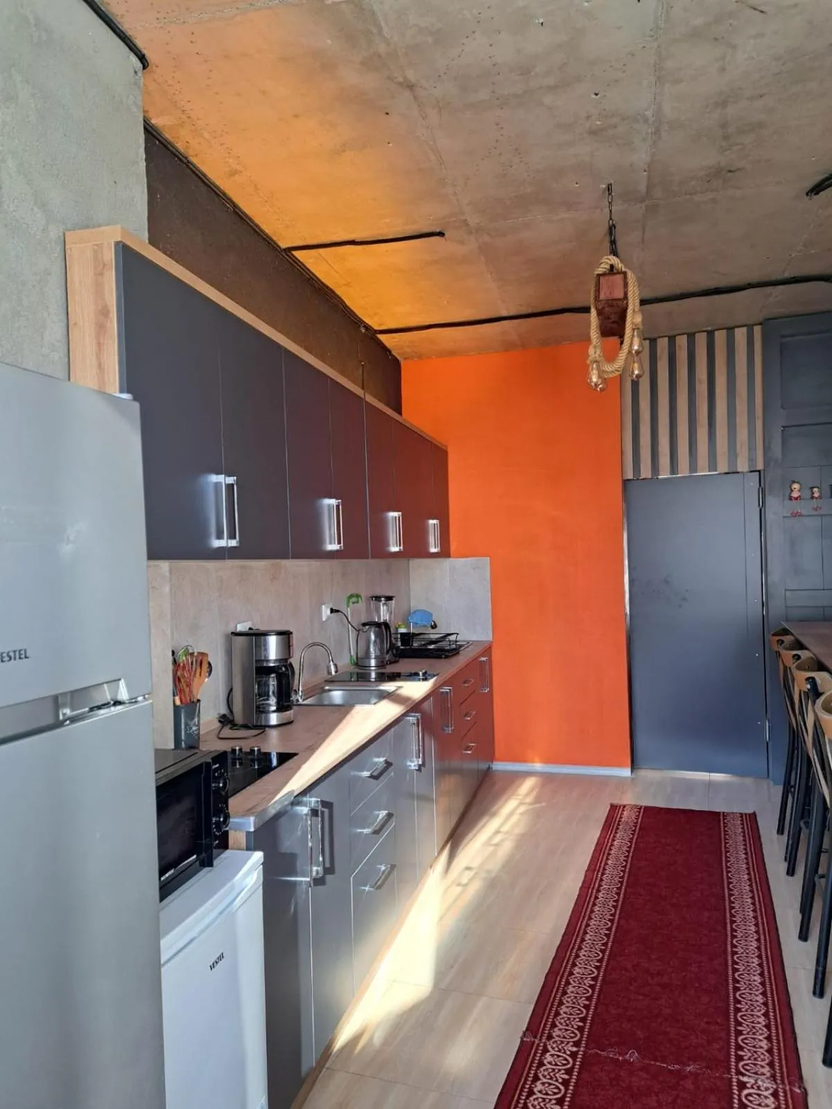 Kitchen or kitchenette in Karvi Hostel