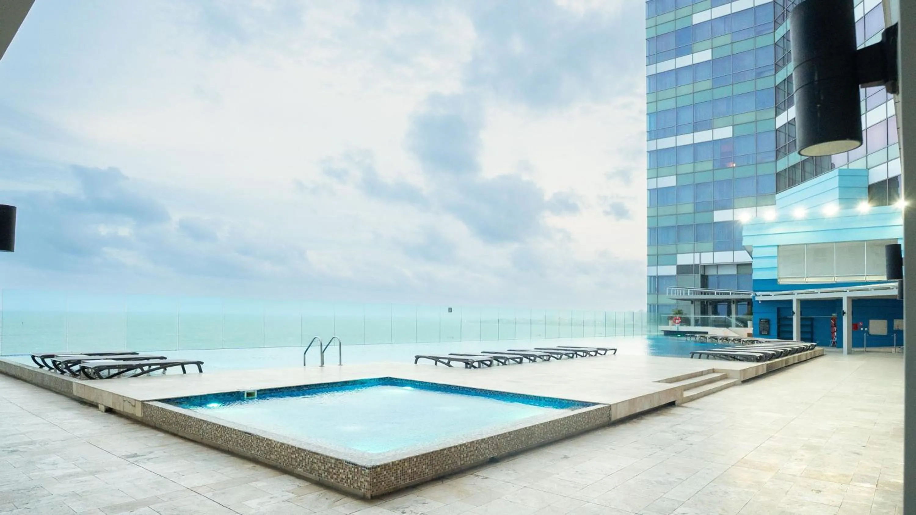 Swimming pool in Hotel InterContinental Cartagena by IHG