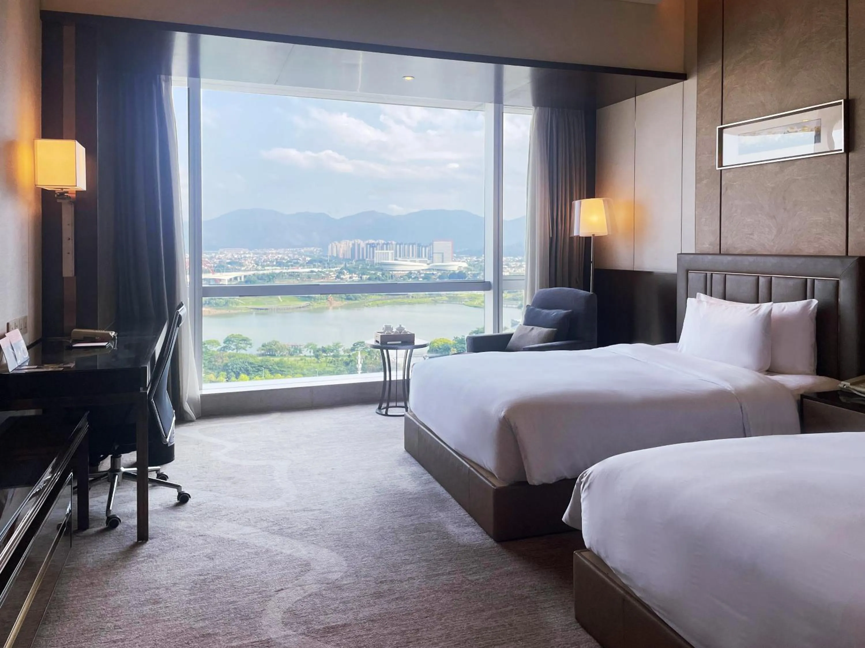Bed in Crowne Plaza Zhangzhou by IHG