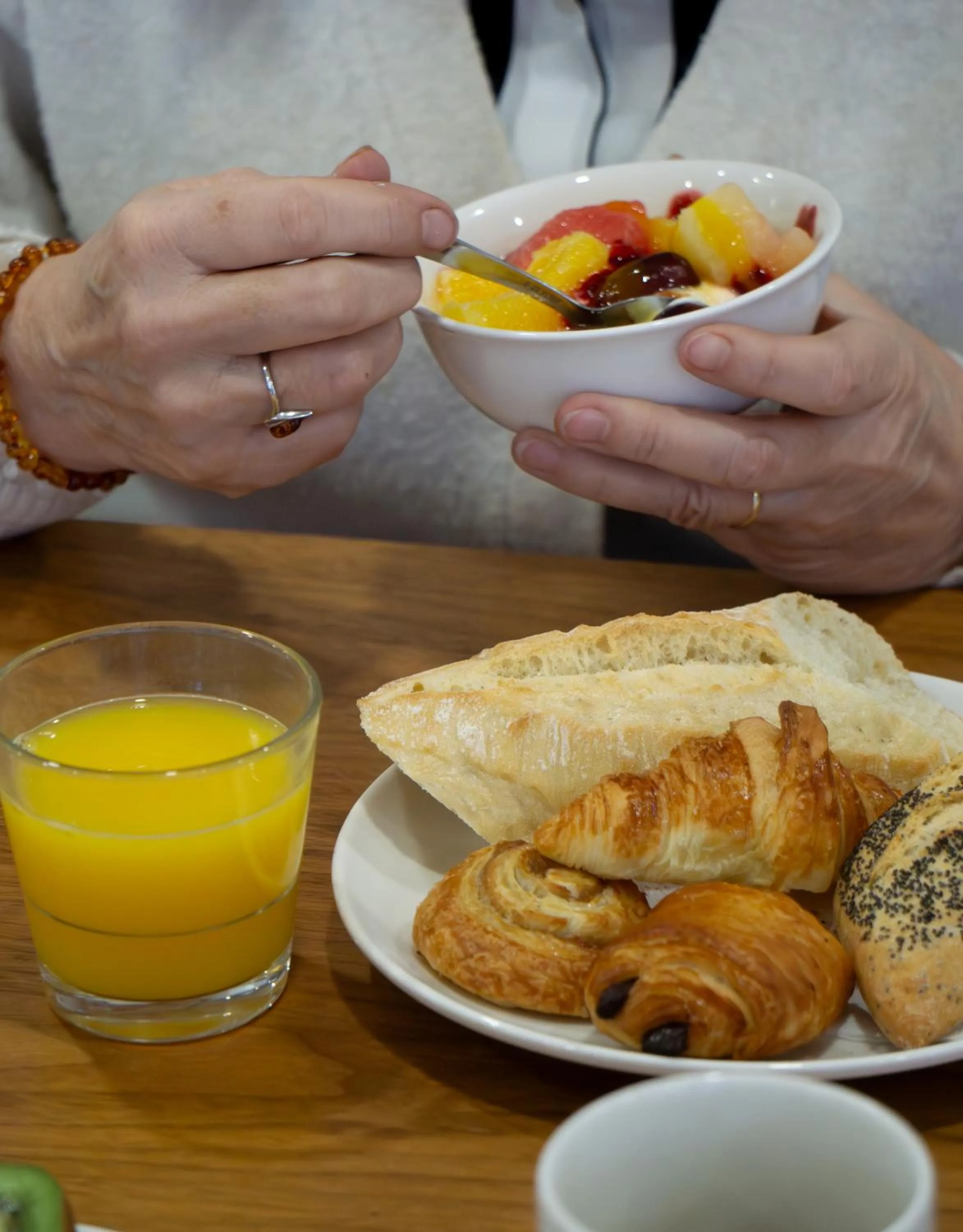 Restaurant/places to eat in Holiday Inn Express Strasbourg Centre by IHG