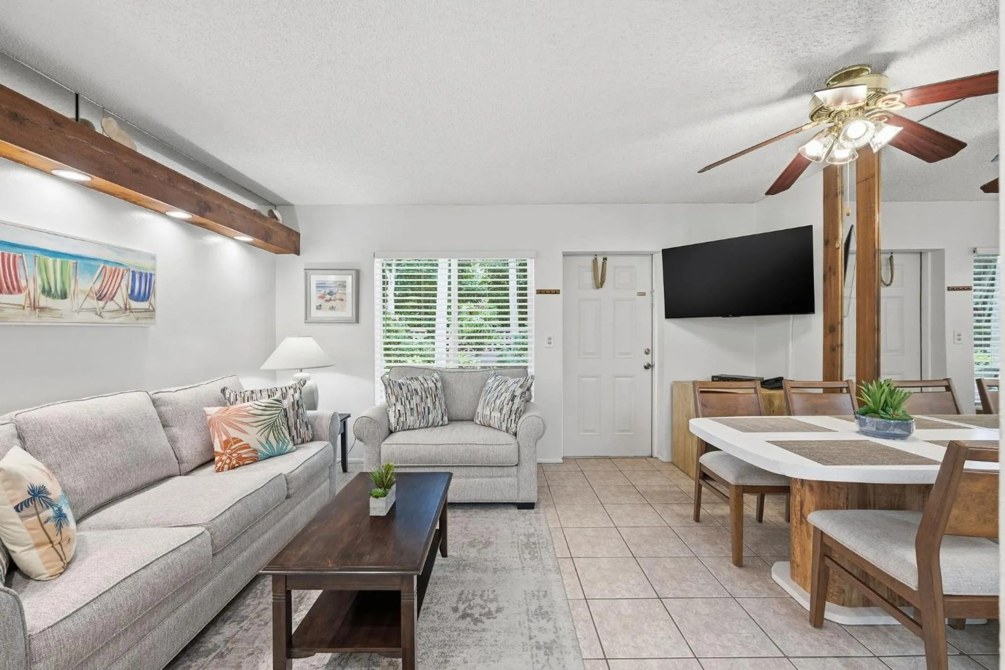 TV and multimedia in Sand Dune Shores