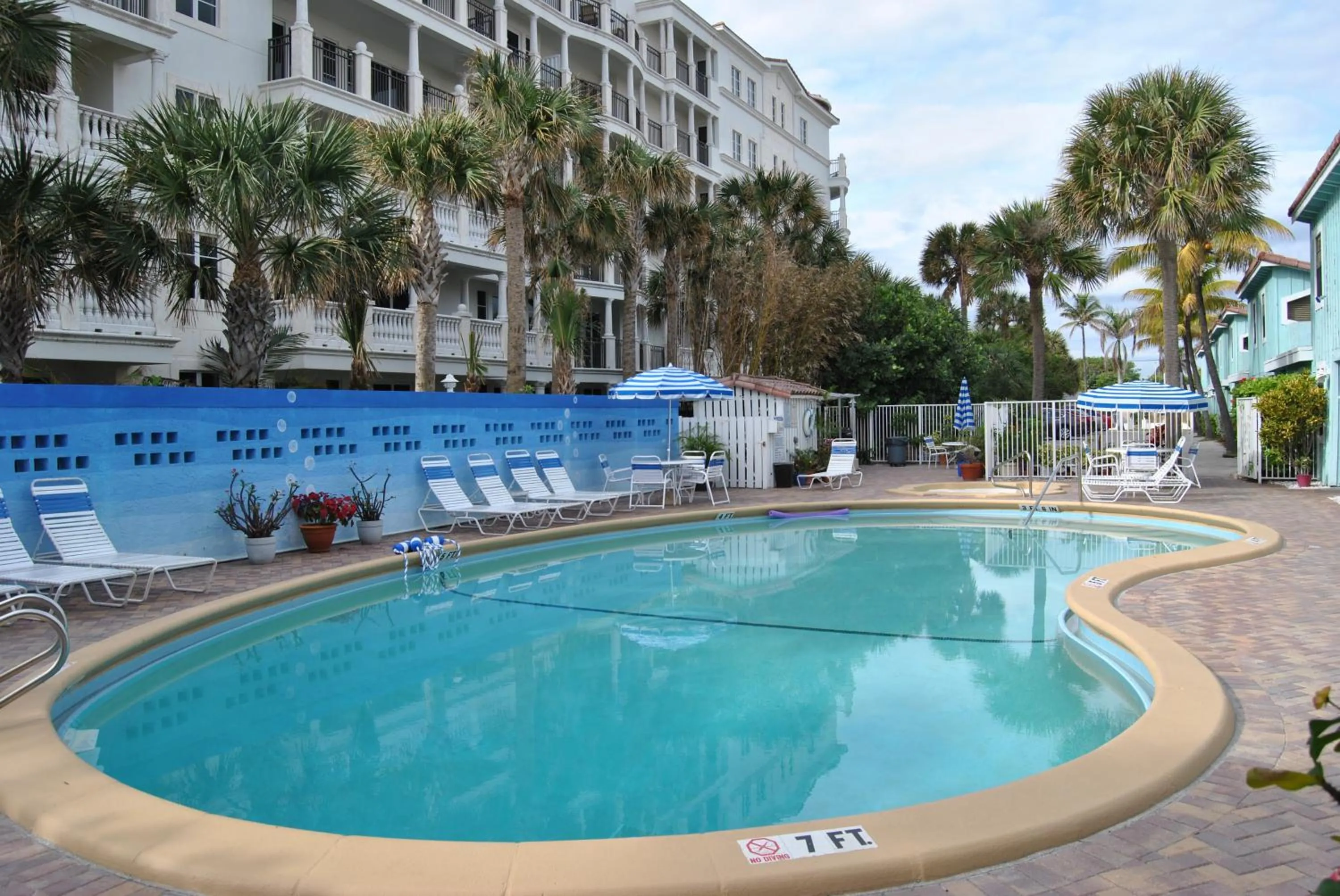 Swimming pool in Sand Dune Shores