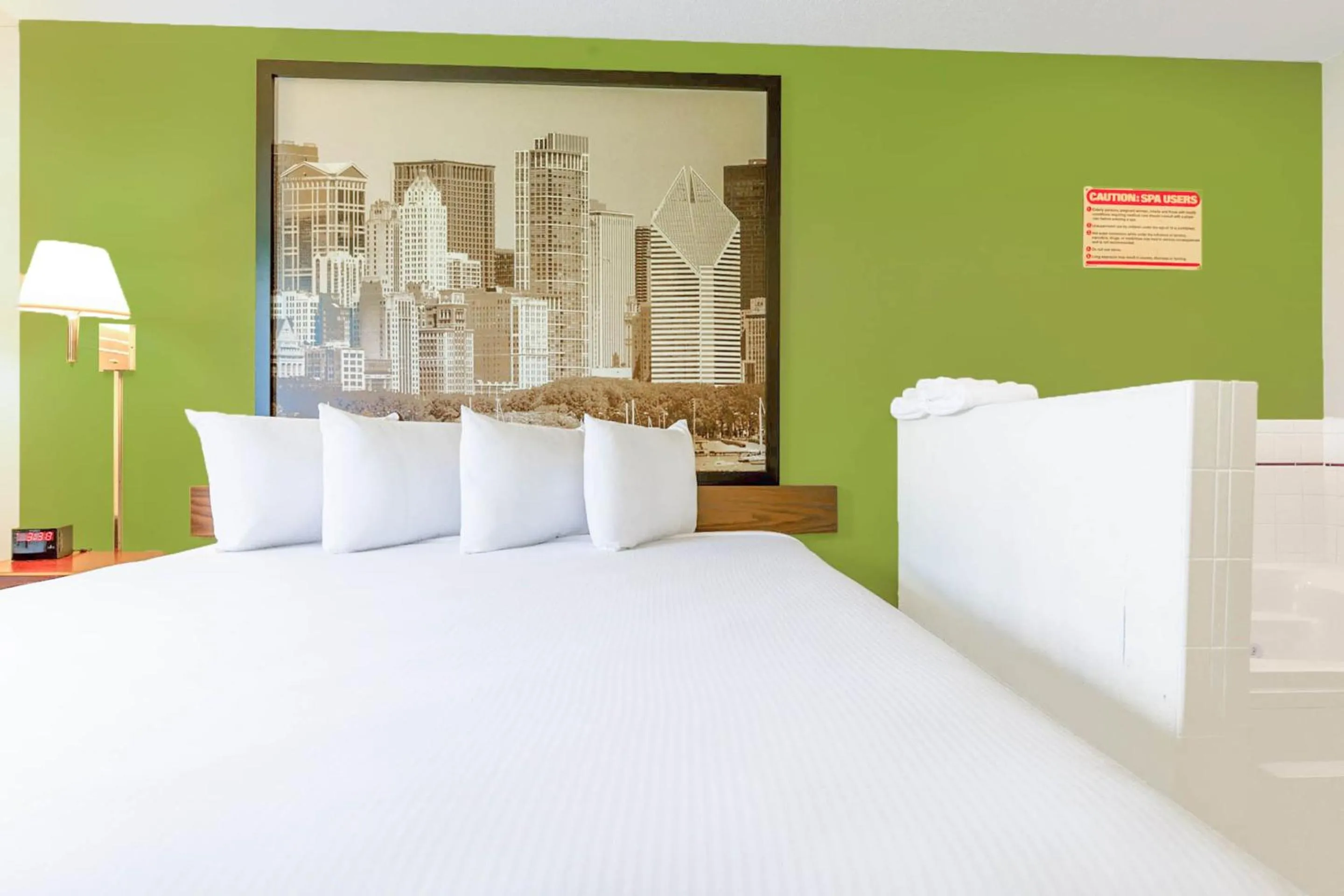 Bedroom, Bed in Super Sleep Inn