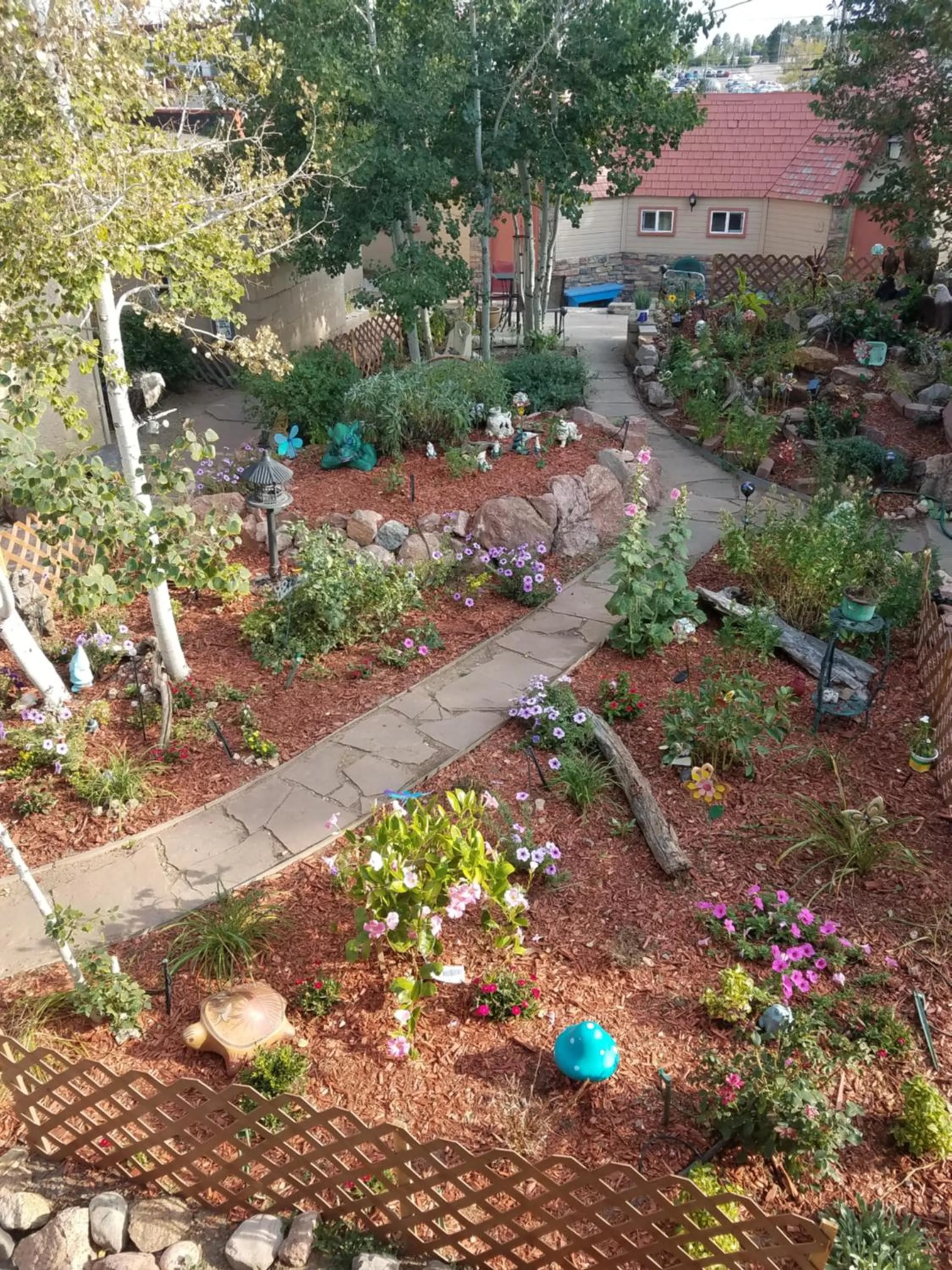 Spring in True North Motel