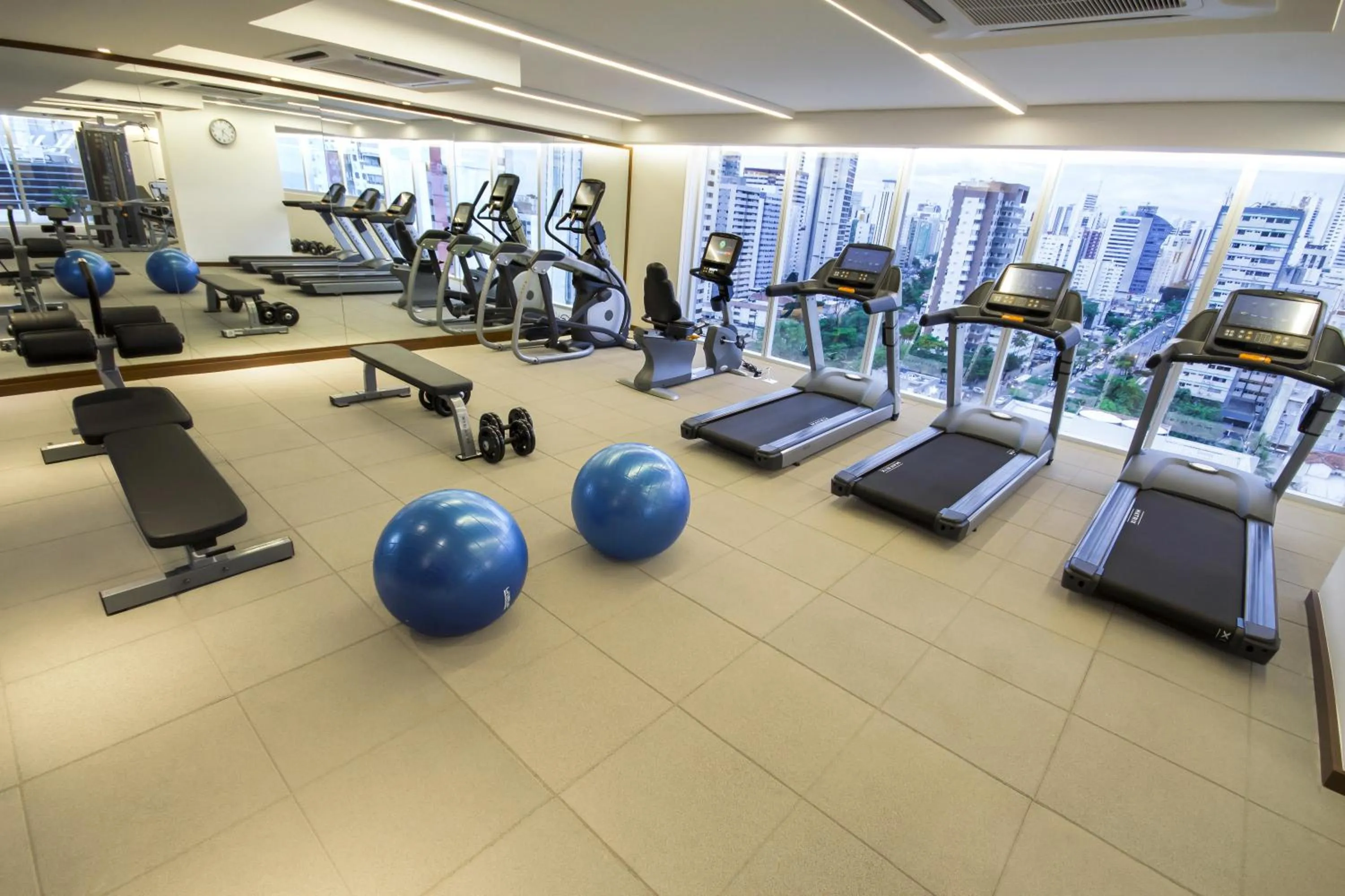 Fitness centre/facilities in Bugan Recife Boa Viagem Hotel - by Atlantica
