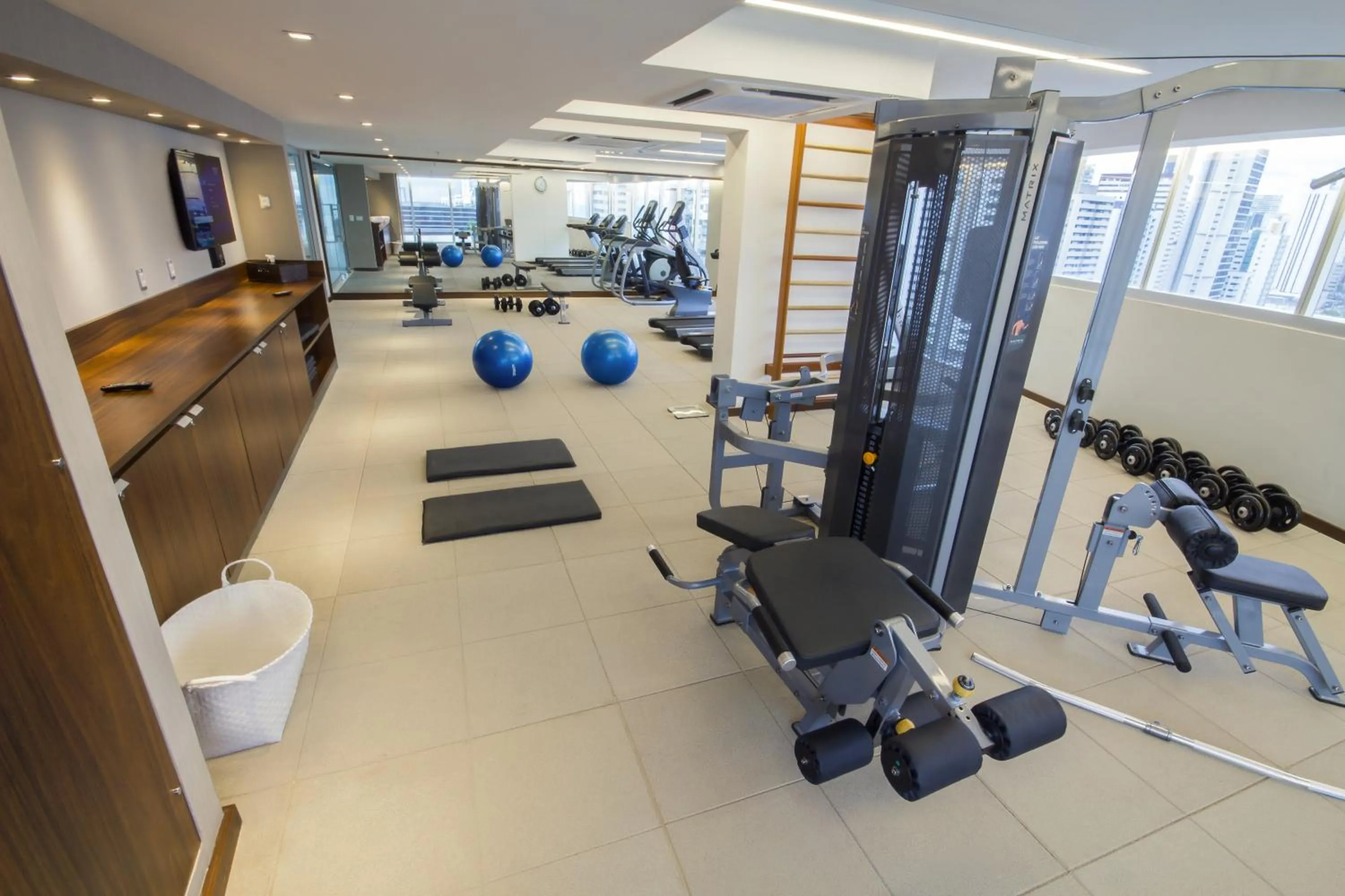 Fitness centre/facilities in Bugan Recife Boa Viagem Hotel - by Atlantica